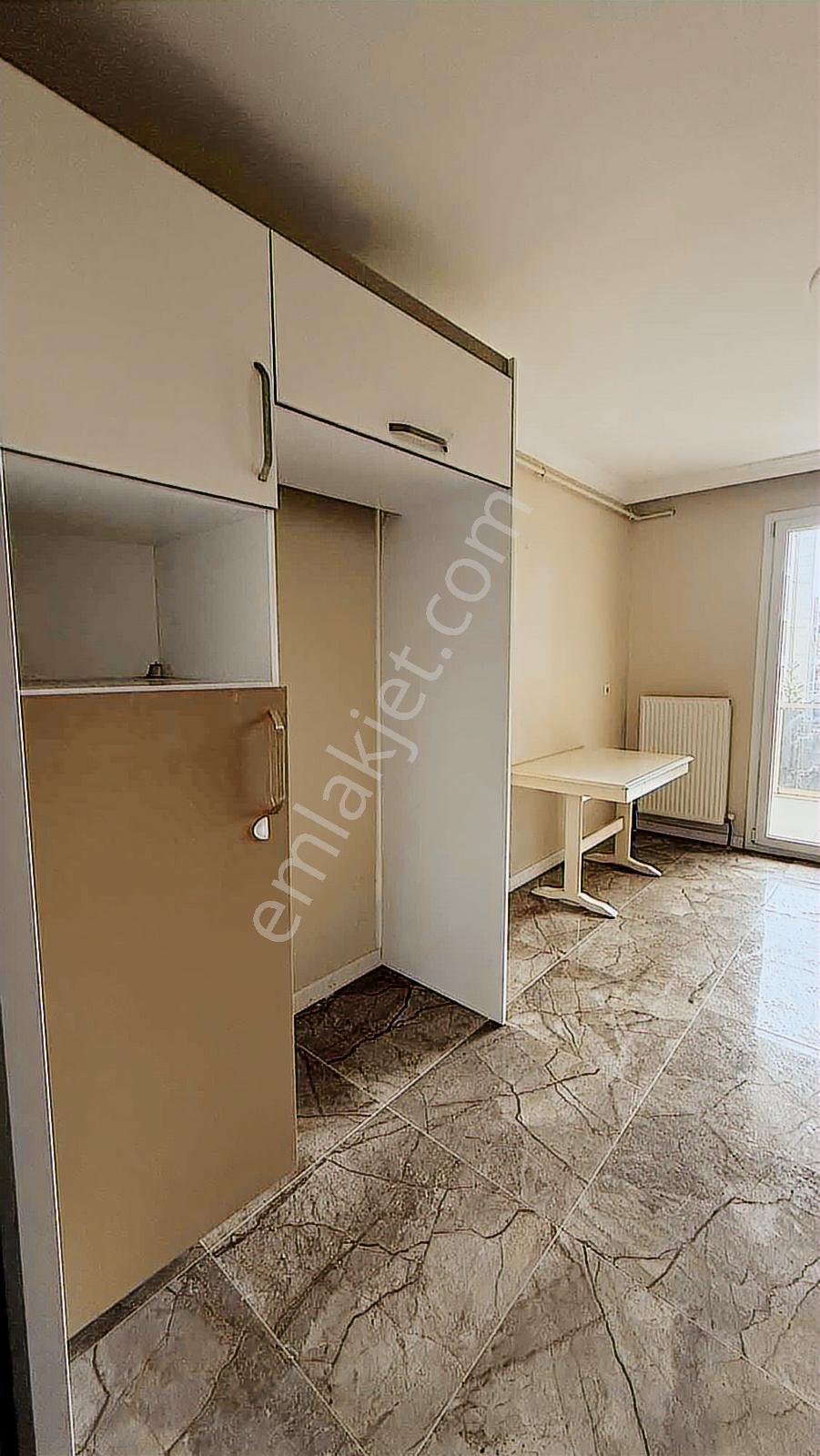 Silivri Hayat Bir Evleri Kiralık Giriş Kat 3+1 Daire - Görsel 26