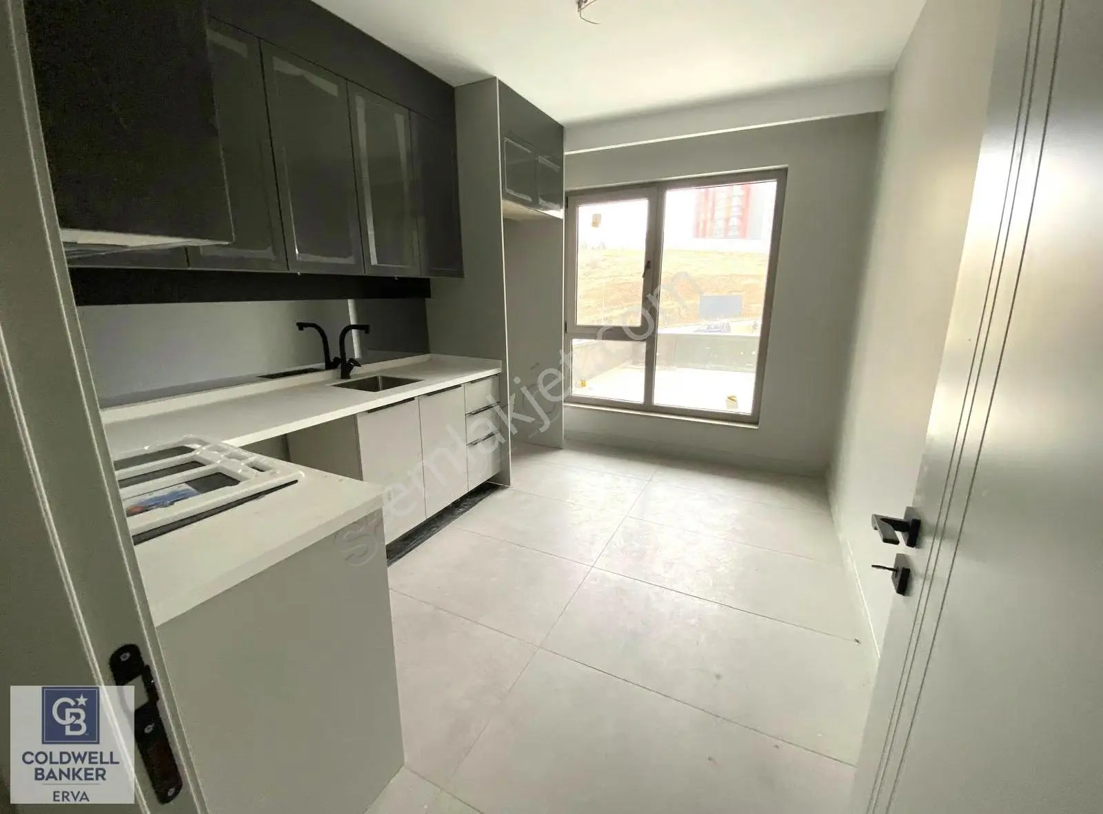 Excelance Vadi İncek, Teraslı Kapalı Mutfaklı 2+1 Kiralık Daire