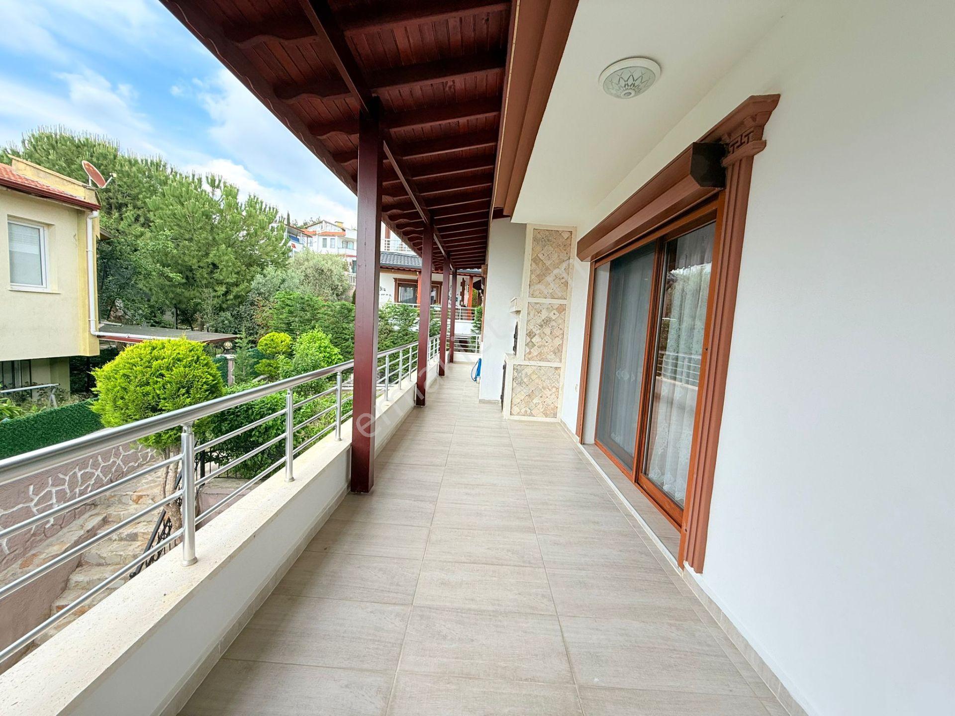 Panaromık Denız Manzaralı-butik Bir Sıte İçerisinde Havuzlu-bahçeli-4+2/ultra Lüx/modern Mımari - Görsel 18