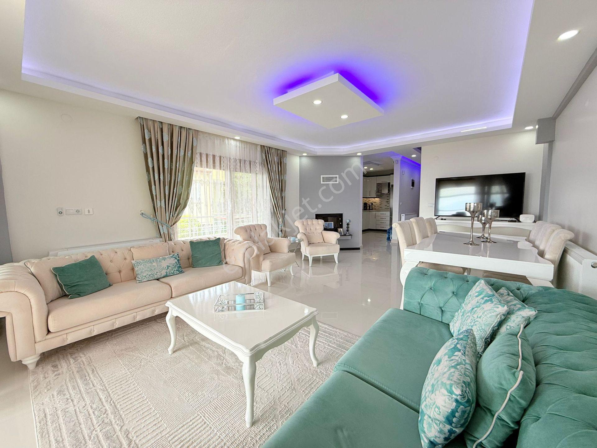 Panaromık Denız Manzaralı-butik Bir Sıte İçerisinde Havuzlu-bahçeli-4+2/ultra Lüx/modern Mımari - Görsel 9