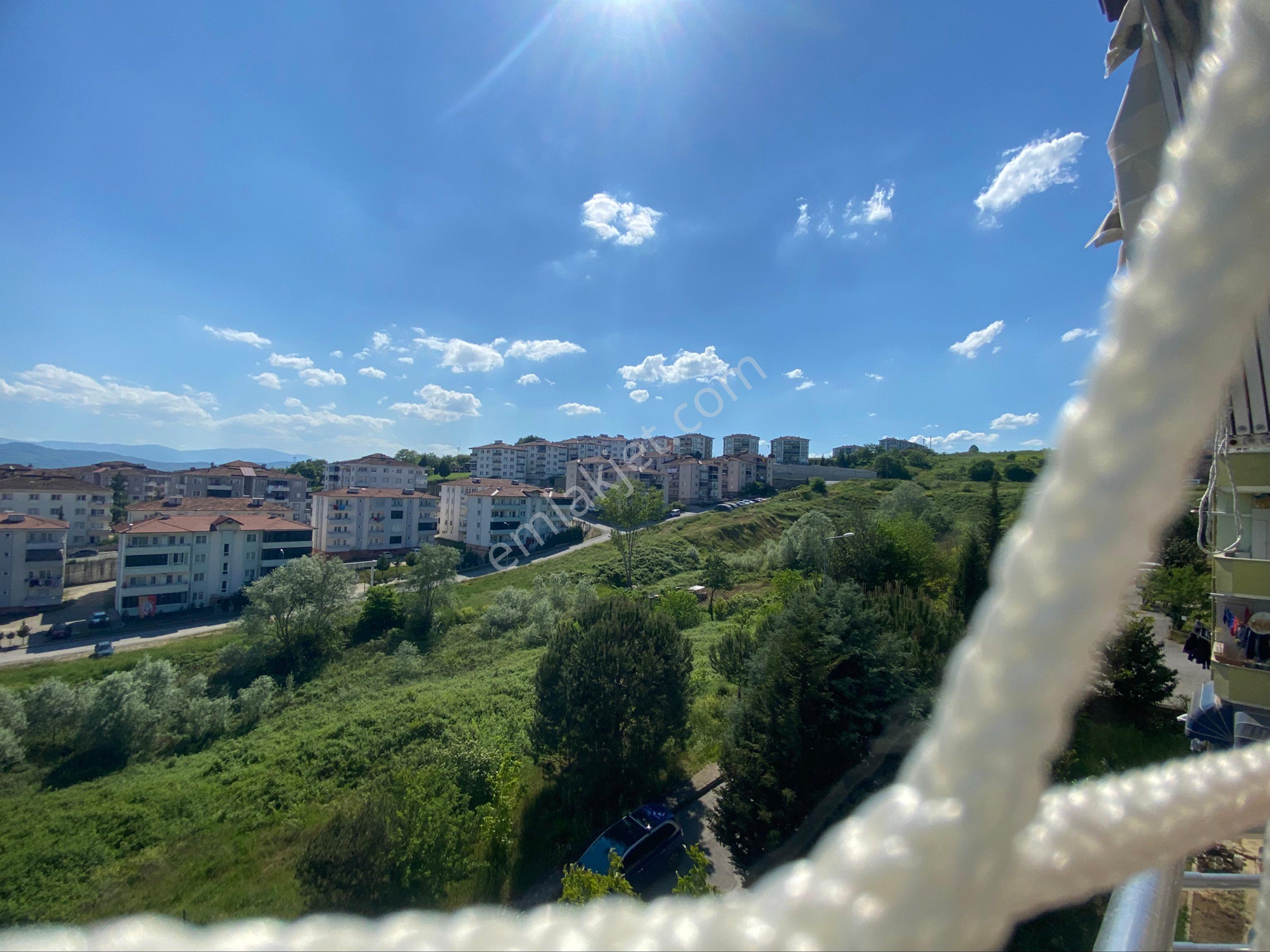 Remax Maviden Camilide Panaromik Manzaralı Geniş 3+1 Daire - Görsel 33