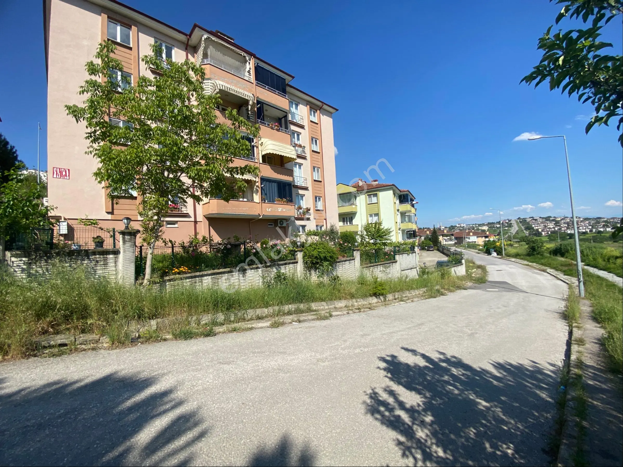 Remax Maviden Camilide Panaromik Manzaralı Geniş 3+1 Daire - Görsel 5