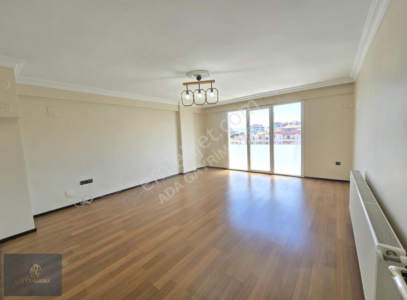 Ada Gayrimenkul'den 220 M2 Geniş Kiralık Lüx 3+1 Daire - Görsel 13