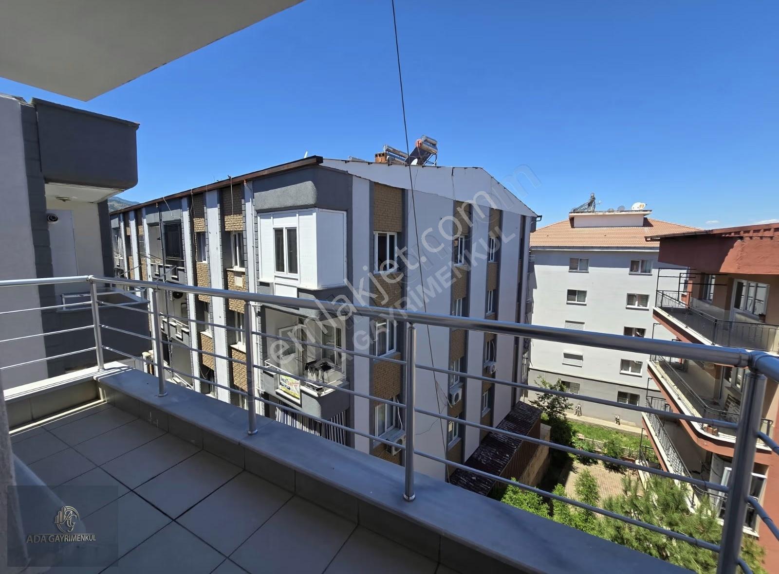 Ada Gayrimenkul'den 220 M2 Geniş Kiralık Lüx 3+1 Daire - Görsel 9