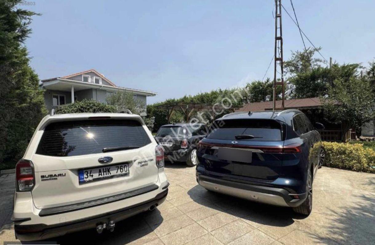 Beykoz Örnekköyde Havuzlu Otoparklibahceli Villa - Görsel 35