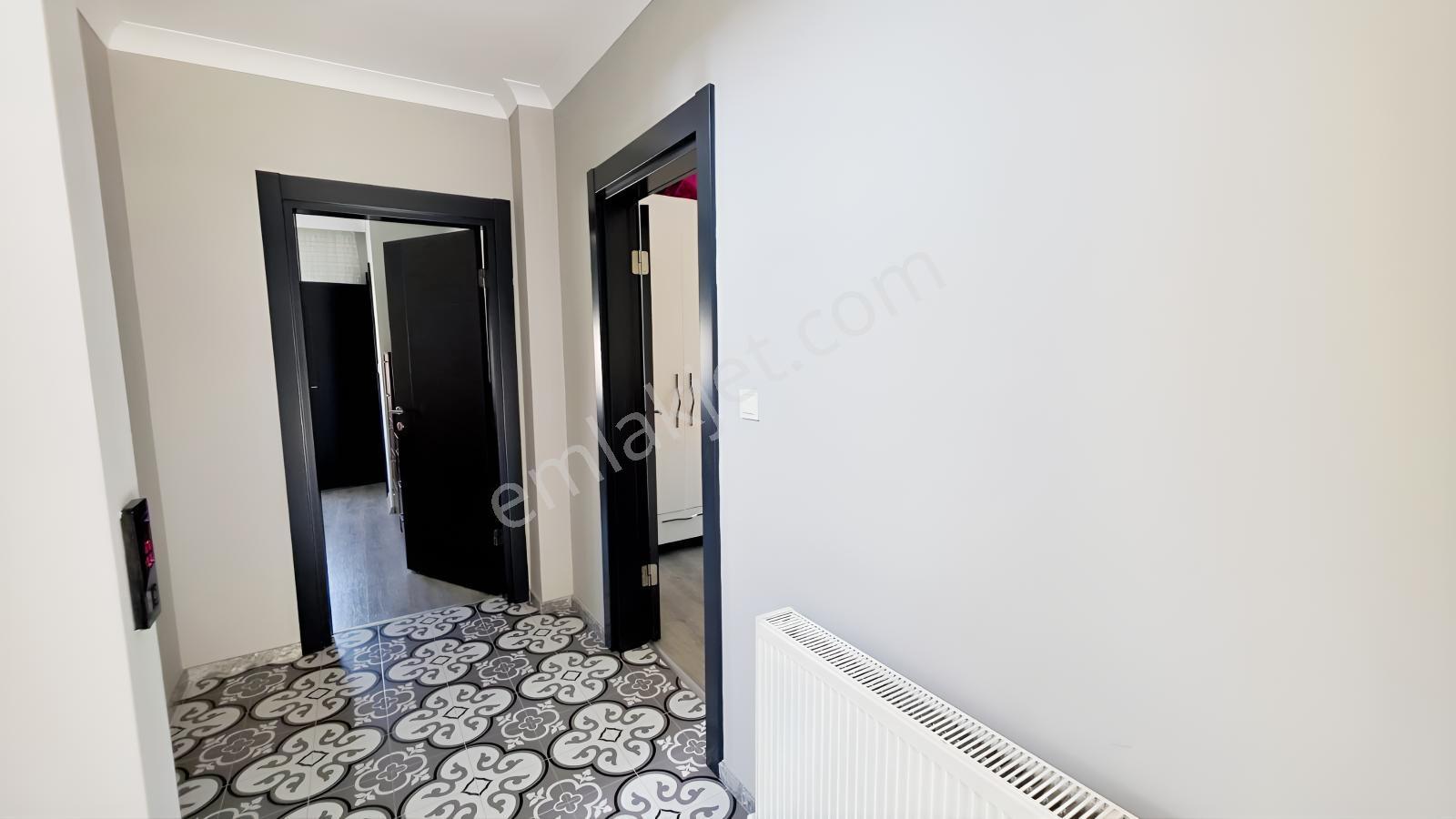 Ayvalık Altınova Da Deniz Manzaralı Asansörlü 5+1 Satılık Villa - Görsel 21