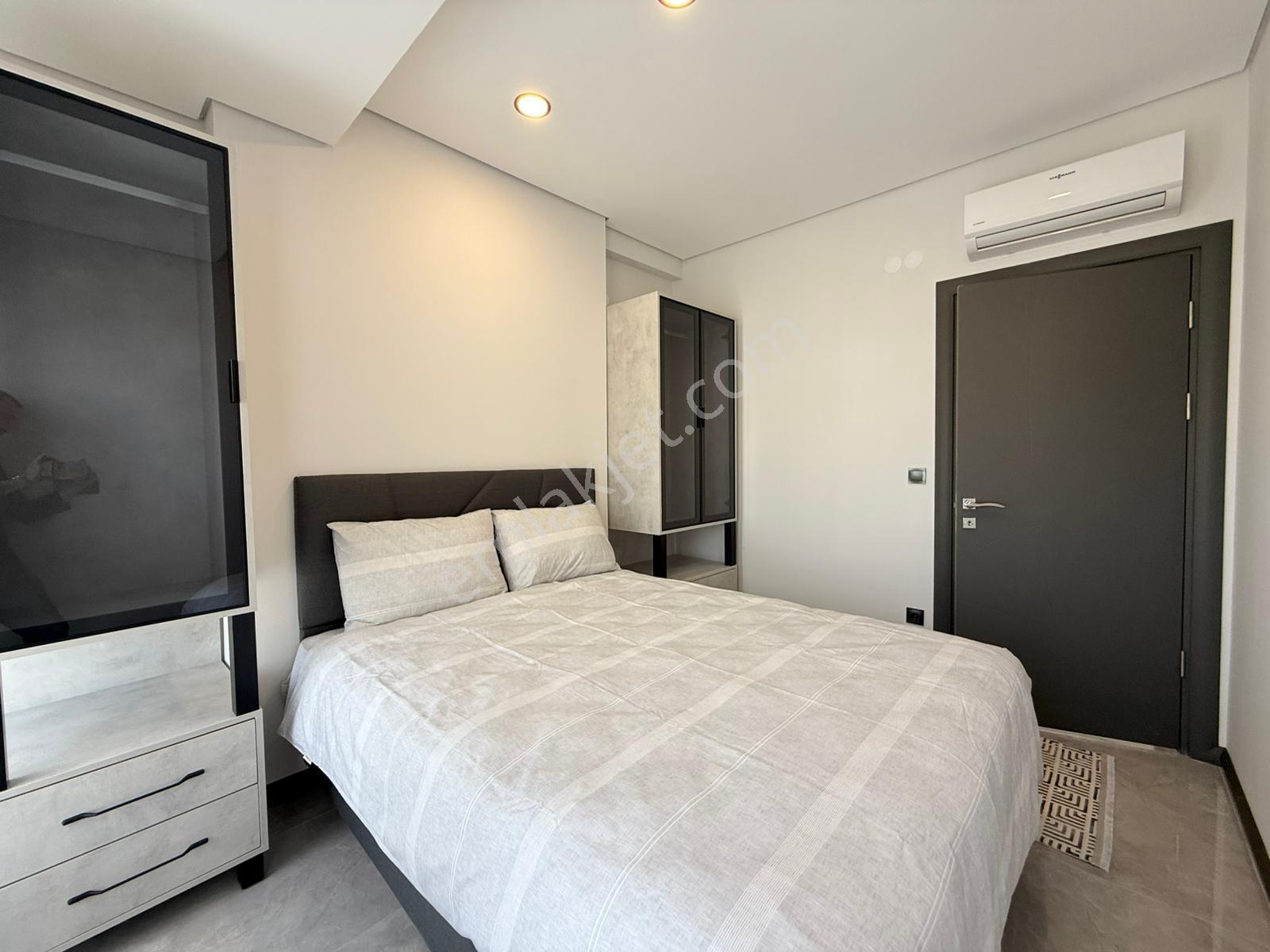 Kusadası'nda Satılık 7/24 Guvenlık/havuz-otopark-bahçe-yerden Isıtma-yenı-lüx Yapım Fırsat Vıllalar - Görsel 30