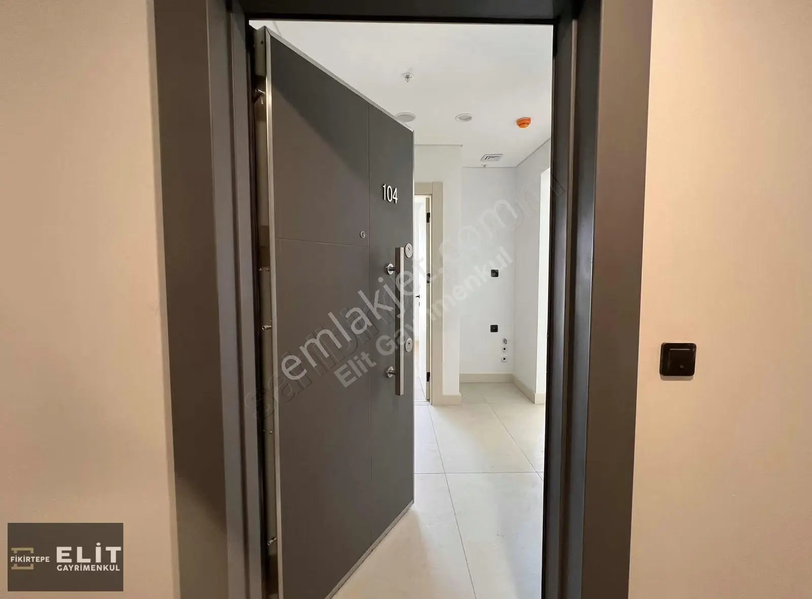 Fikirtepe Emlak Konut 15. Etap 20. Katta Kiralık 1+1 Daire - Görsel 5