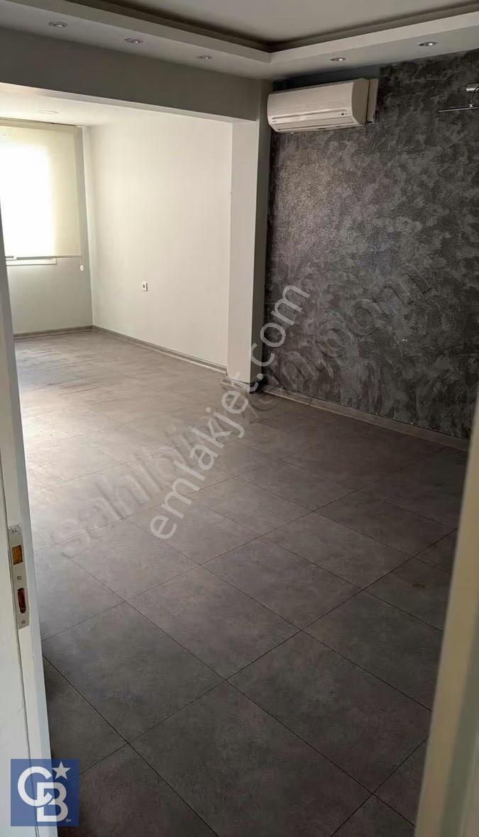 Merkezi Lokasyonda Geniş 2+1 Kapalı Mutfak Mobilyalı Ofis - Görsel 3