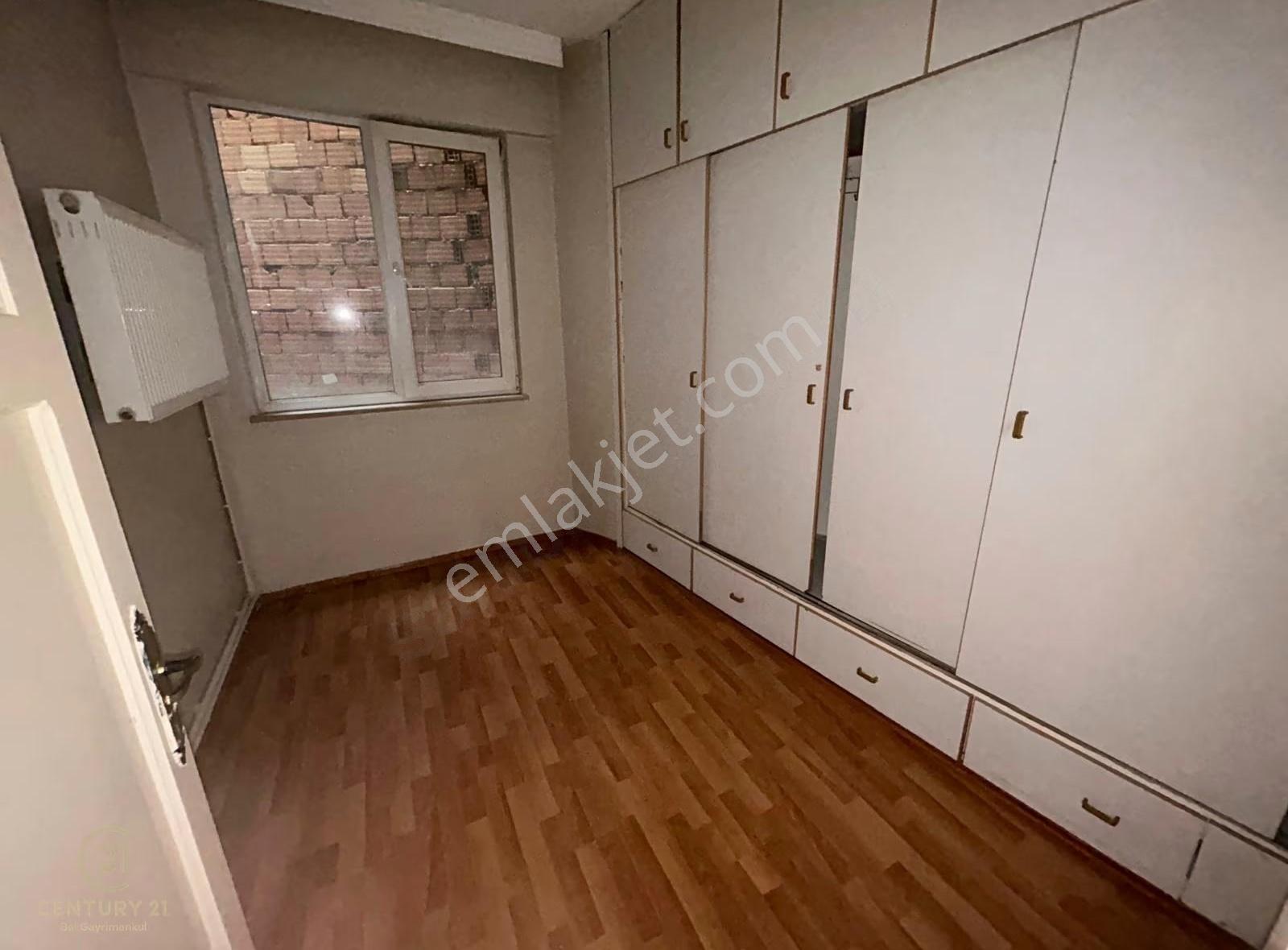 C21 Bal'dan Çarşıda İncirli Cami Yanı Ara Kat 2+1 Kiralık Daire - Görsel 11