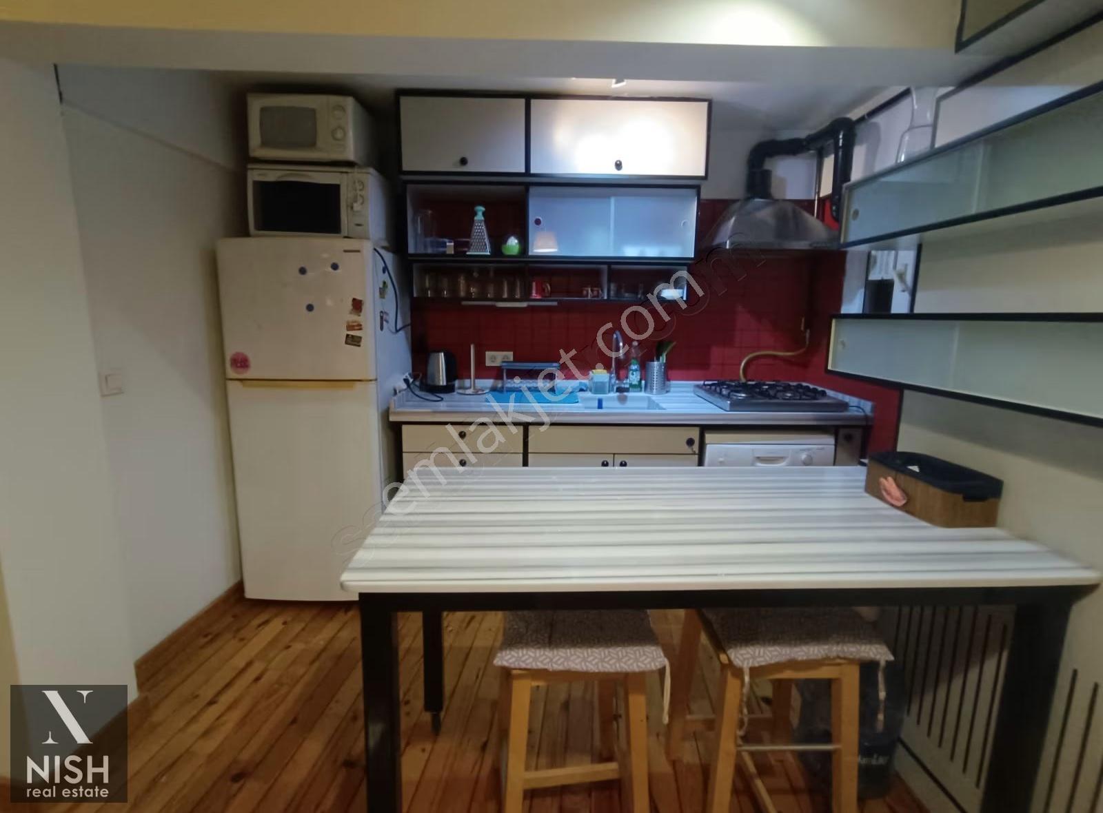 Beyoğlu'nda İstanbul Manzaralı 1+1 Full Eşyalı Kiralık Daire - Görsel 8