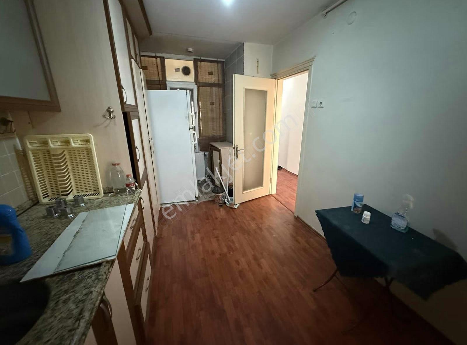 İstasyon Caddesinde Eşyalı Kiralık Daire - Görsel 6