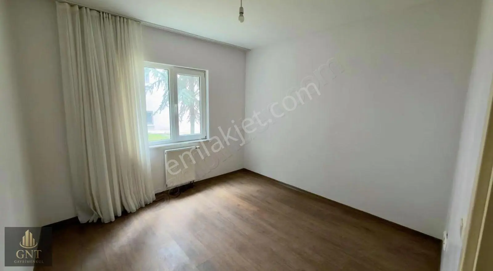 Kiptaş Konutlarında 2+1 Amerikan Mutfaklı Site İçi Kiralık Daire - Görsel 2