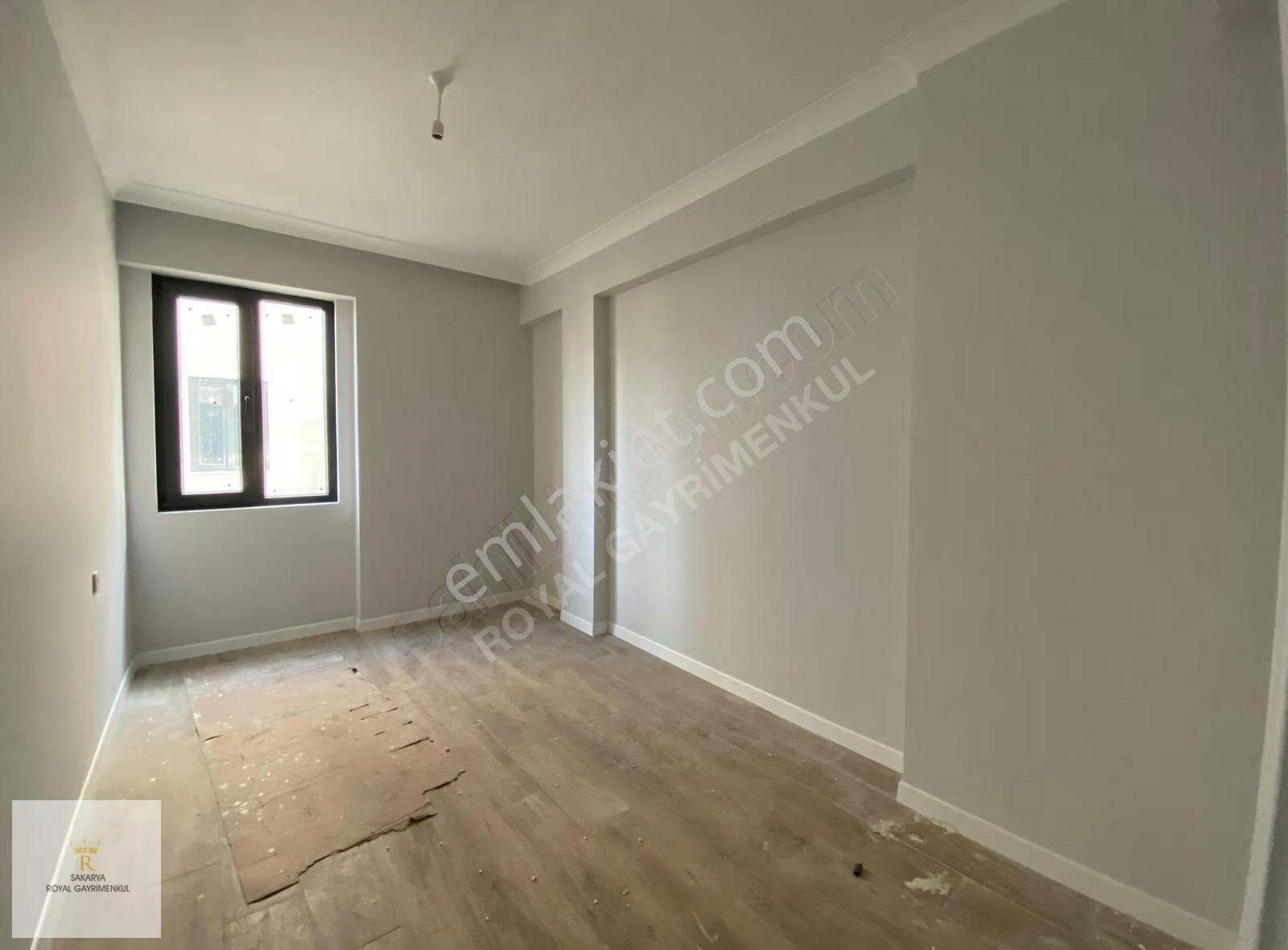 Royal'den Karaaptilerde Ebeveyn Banyo Kiralık Orta Kat 2+1 Daire - Görsel 17