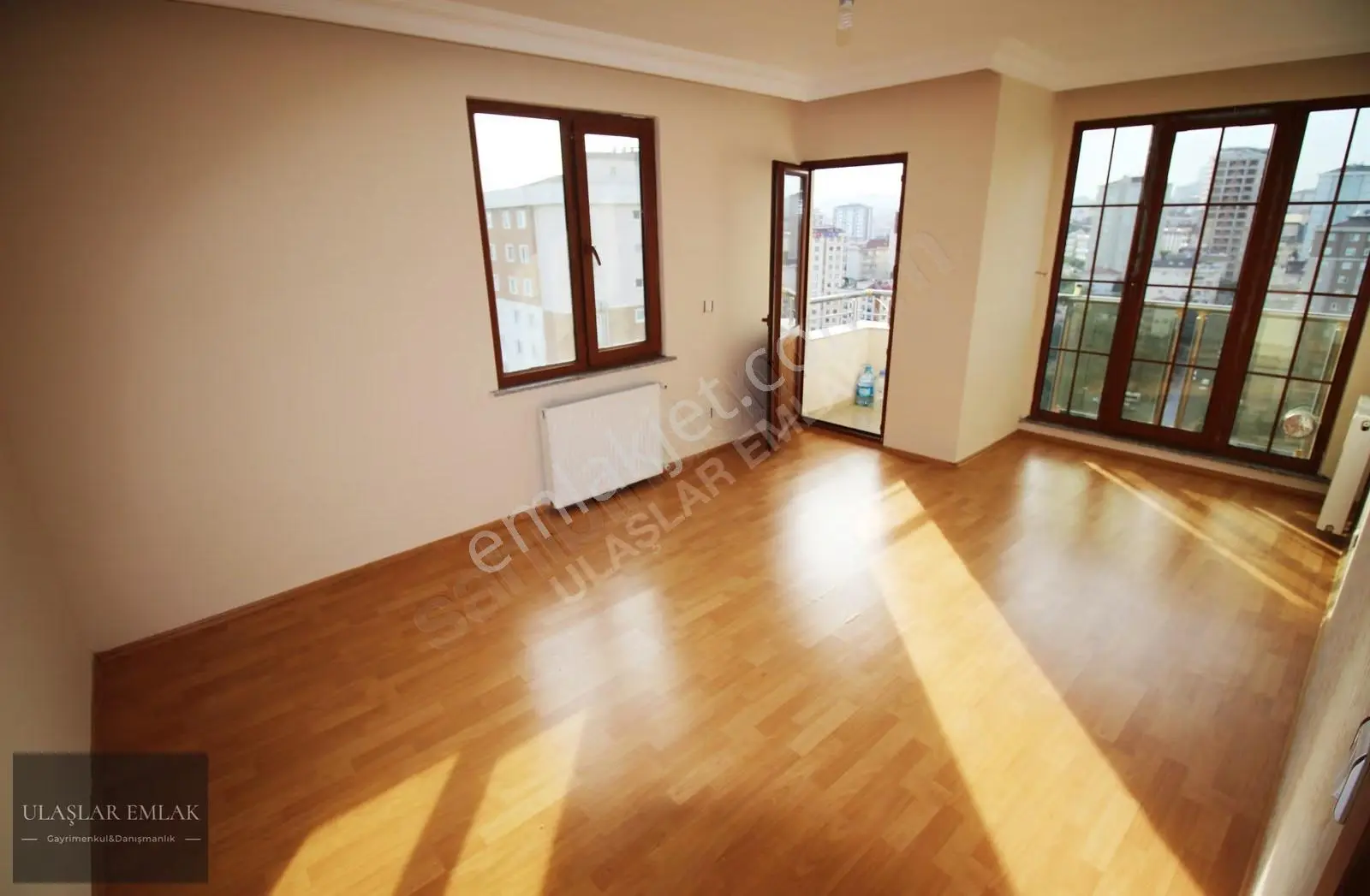 Ümraniye Site Mah 2+1 85 M2 Satılık Daire