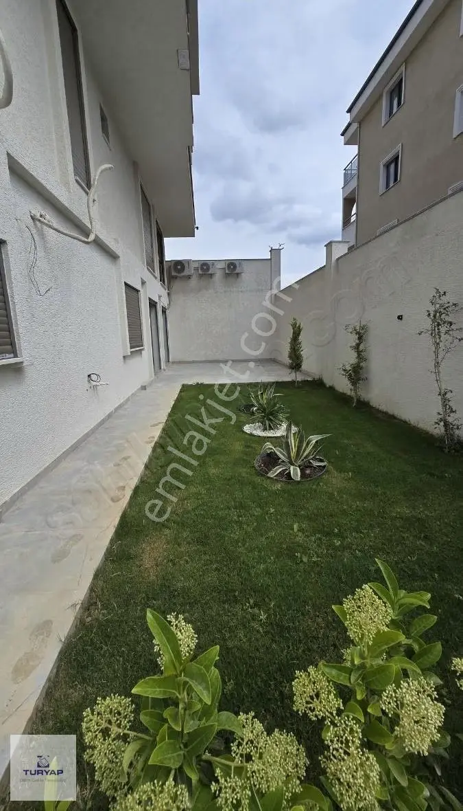 Havuzlu Sitede Bahçe Kullanımlı Dubleks Daire - Görsel 3