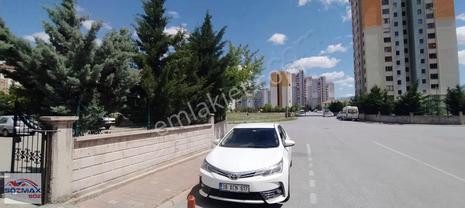 Altınoluk'ta Şehzade Konutlarında Manzaralı Temiz Daire - Görsel 2