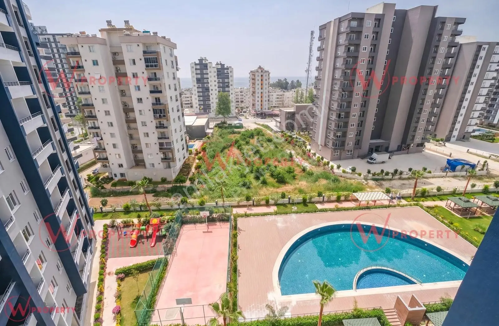 W Property'den Denize Yürüme Mesafesinde Satılık 1+1