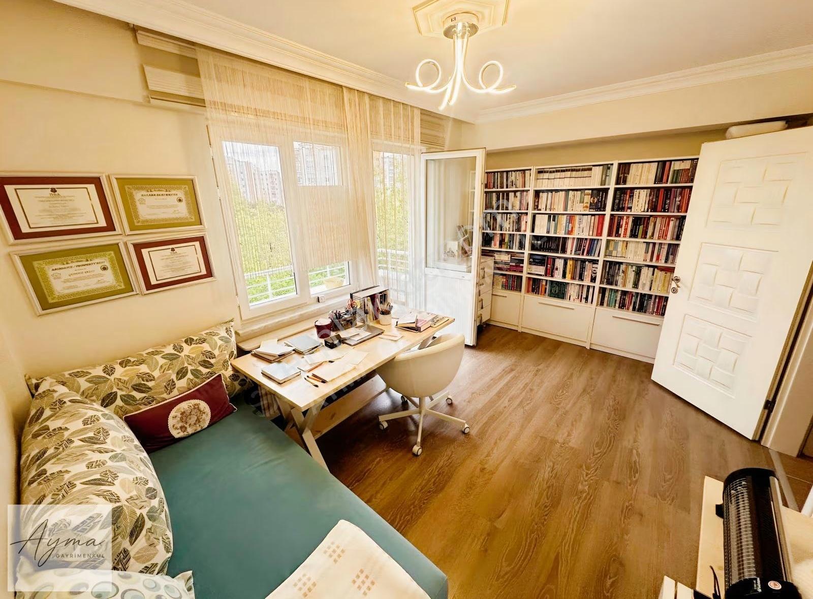Ayma'dan Yüzüncüyıl Divan Sitesi'nde Satılık Geniş 3+1 Daire - Görsel 18