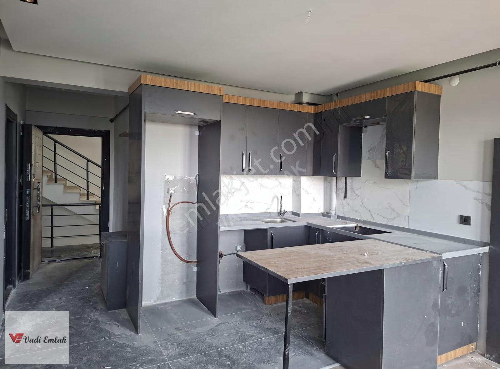 Altıyüzevler Mahalesinde Lüx 1+1daire/vadi Emlak - Görsel 26