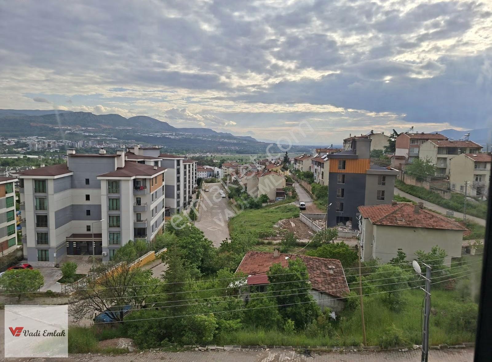 Altıyüzevler Mahalesinde Lüx 1+1daire/vadi Emlak - Görsel 23