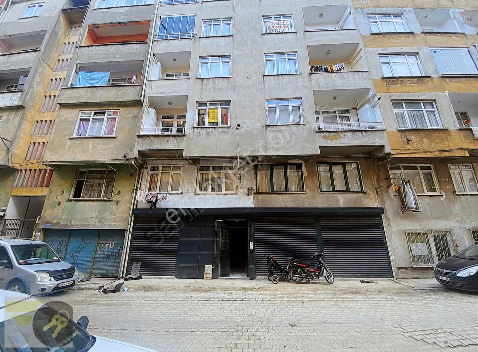 *of Gayrimenkul* Merkez'de 2+1 80m2 Doğalğazlı Kiralık Daire