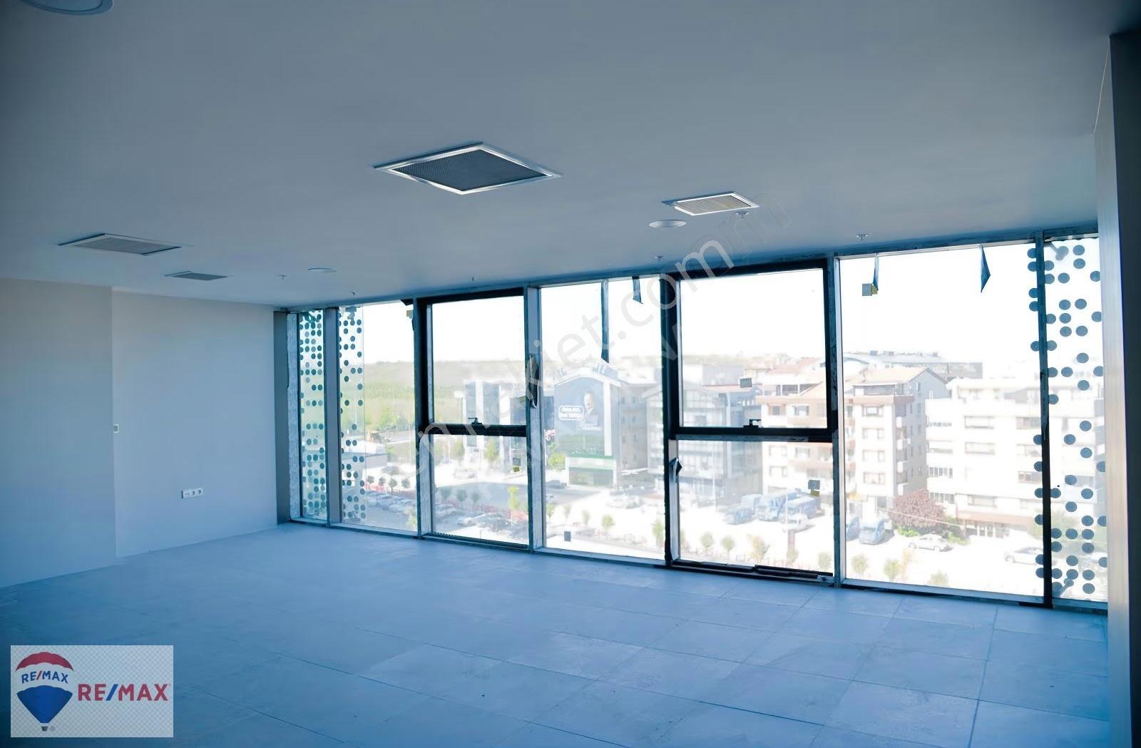 Vega Center İş Merkezinde Yapılı Kiralık 85 M2 Prestijli Ofis - Görsel 6