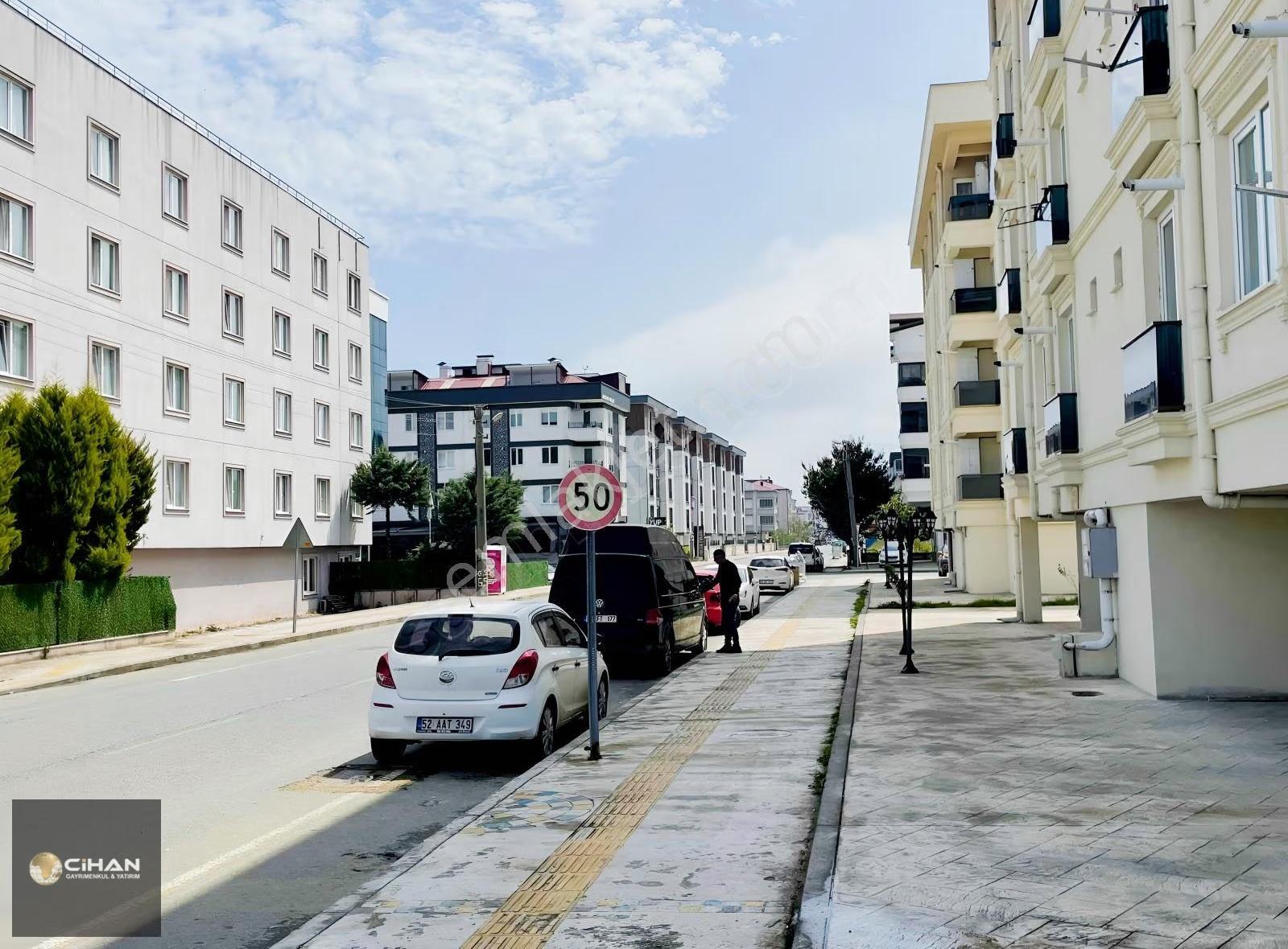 Ordu Cumhuriyet Sahil'de 1+1 Eşyalı Satılık Daire - Görsel 12