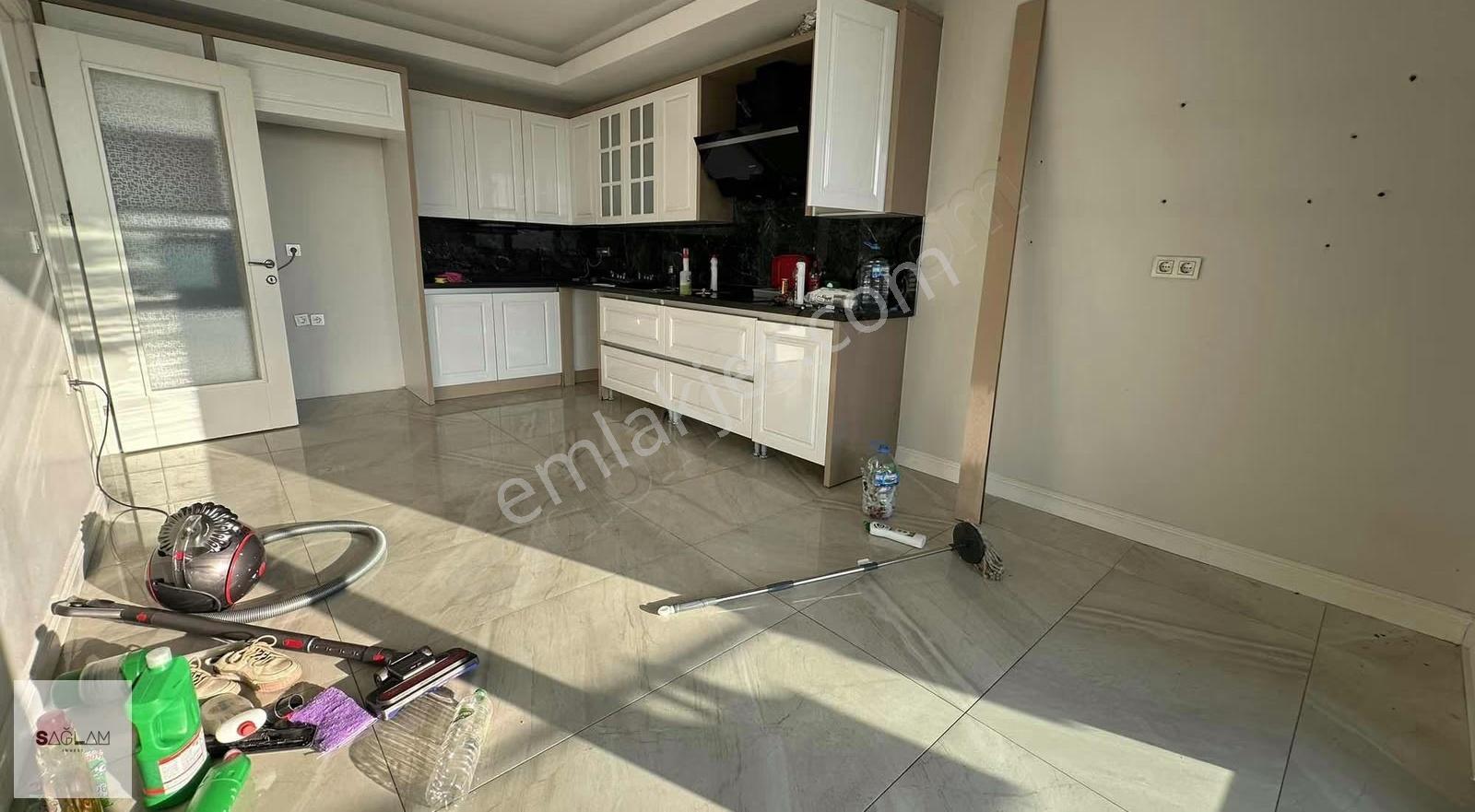 Sağlam'dan Yeni Fikirtepe'de 4+1 190 M2 Loft Satılık Geniş Daire - Görsel 2