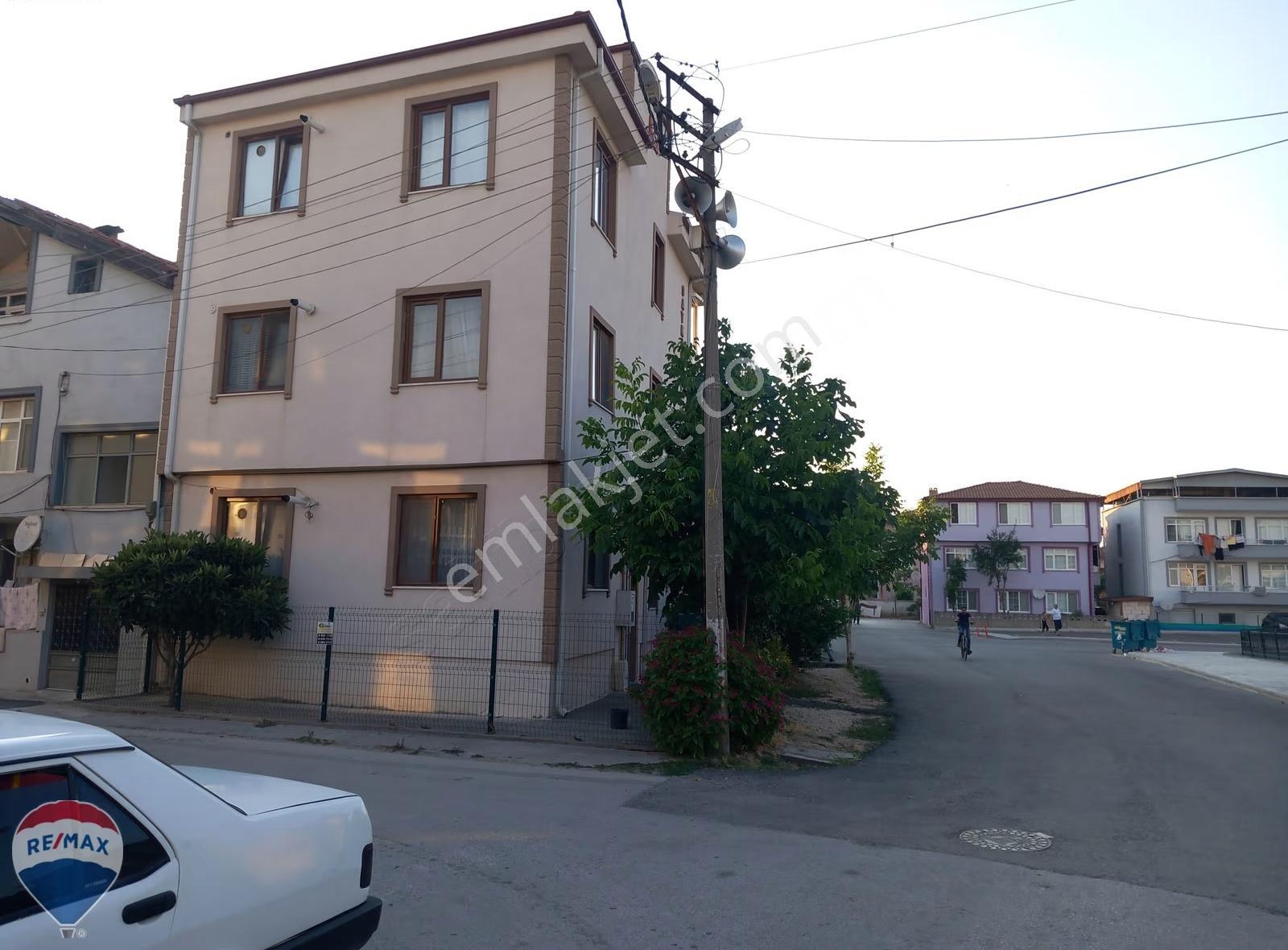 Yenigün Mahallesinde Yüksek Giriş 2+1 Daire Remax Mavi Den. - Görsel 3