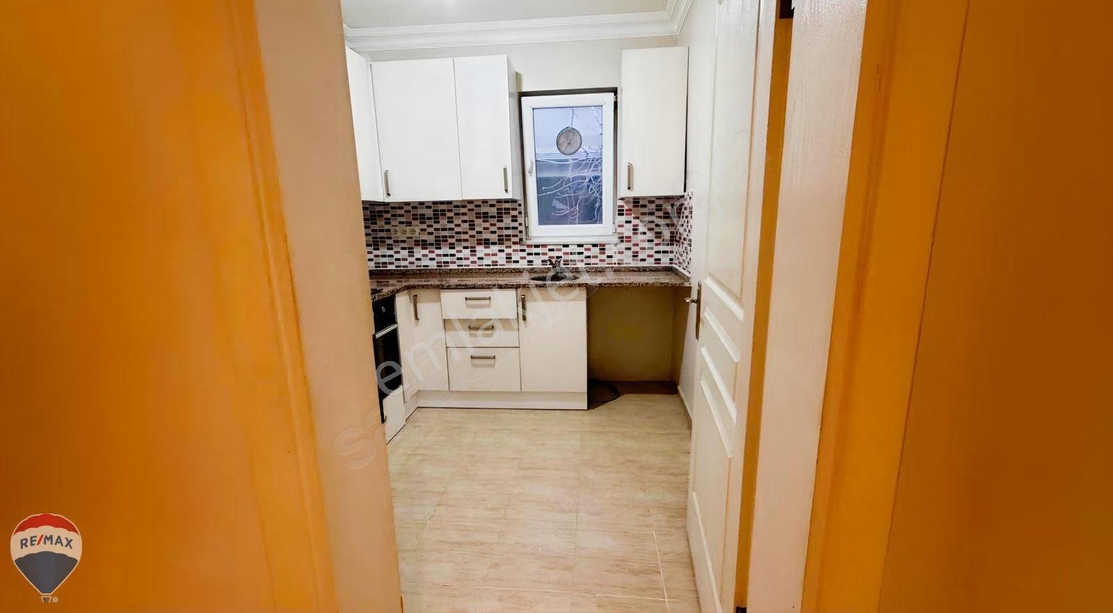 Remax Mavi'den Adapazarı Orta Mahalle'de Kiralık 2+1 Daire - Görsel 15