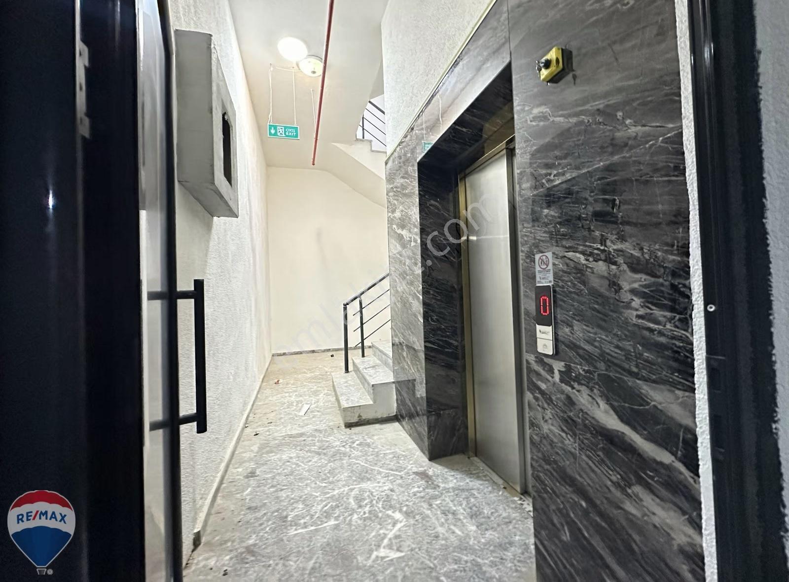 Remax Maviden Şengözler İmza Sitesinin En Güzel Dairesi Satılık - Görsel 15
