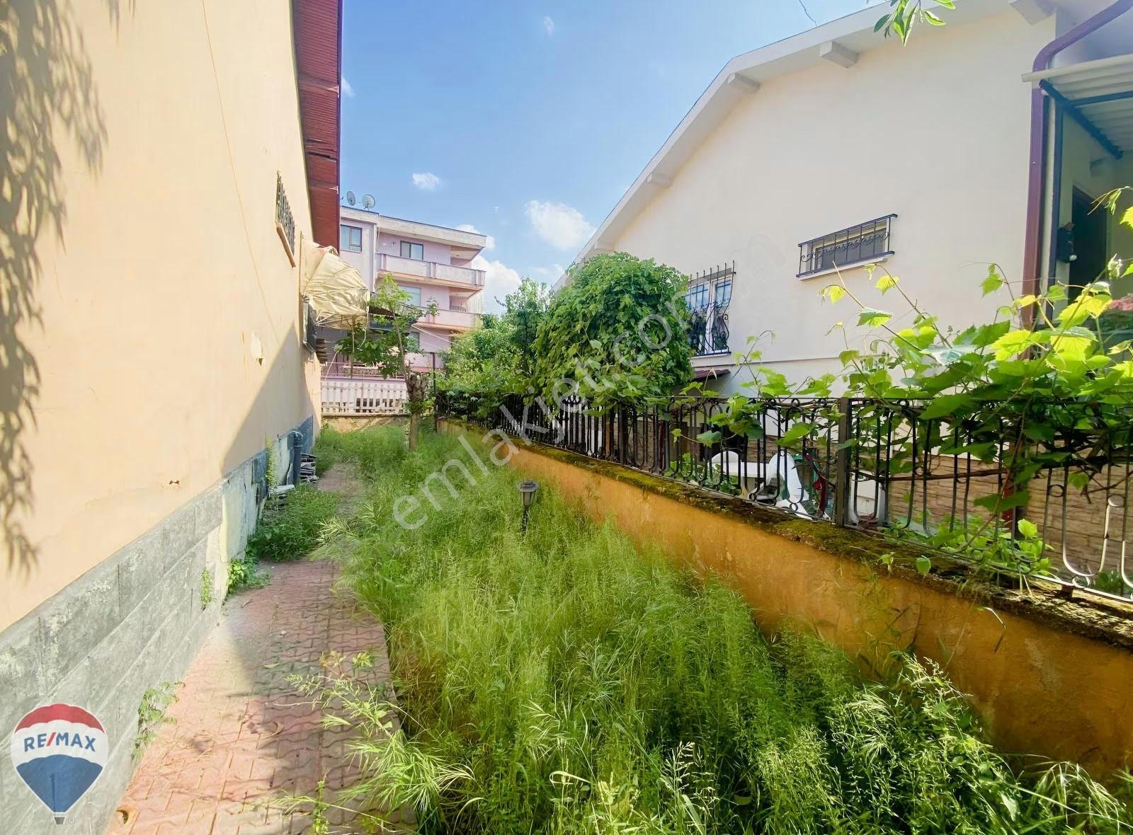 Remax Maviden Şehrin Merkezinde Ticari+konut İmarlı Müstakil Ev - Görsel 24