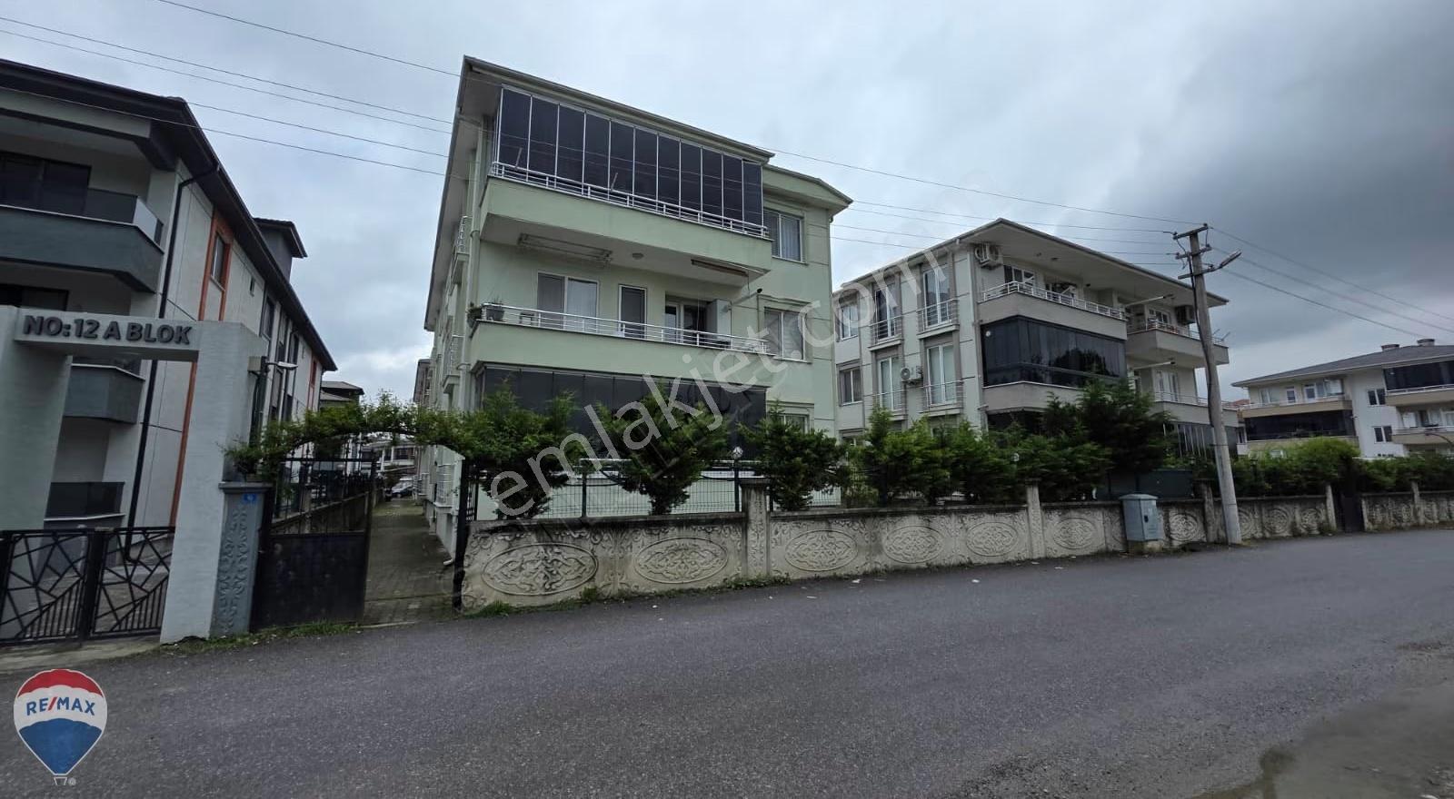 Serdivan Yazlıkta Kullanışlı 3+1 Daire