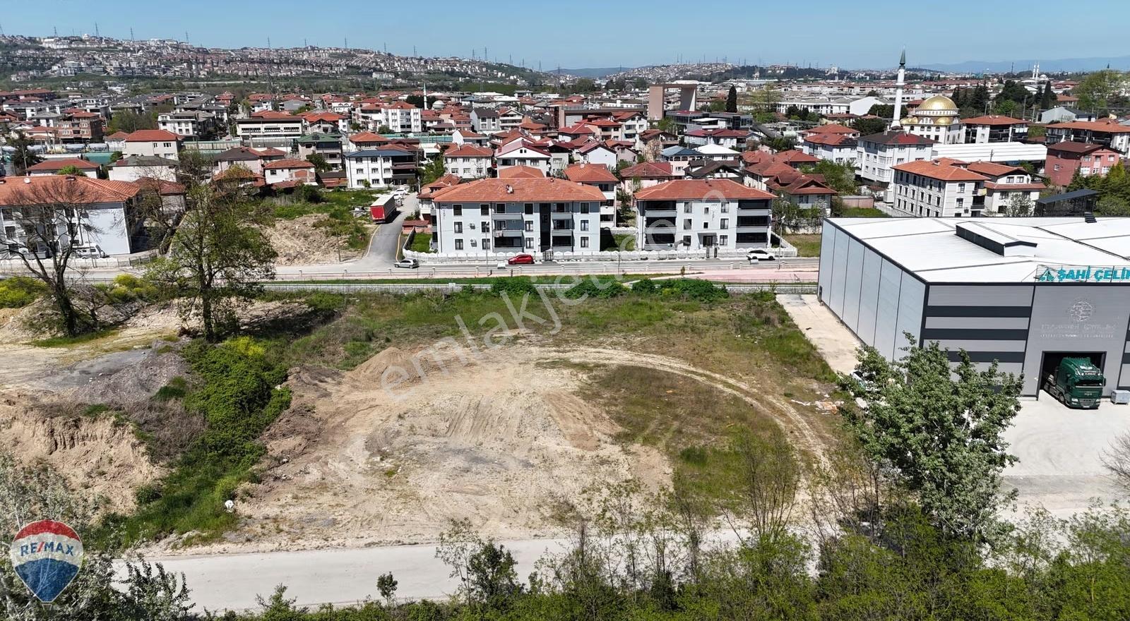 Remax Maviden 3478 M² %80 İmarlı Bacasız Sanayi Arsası