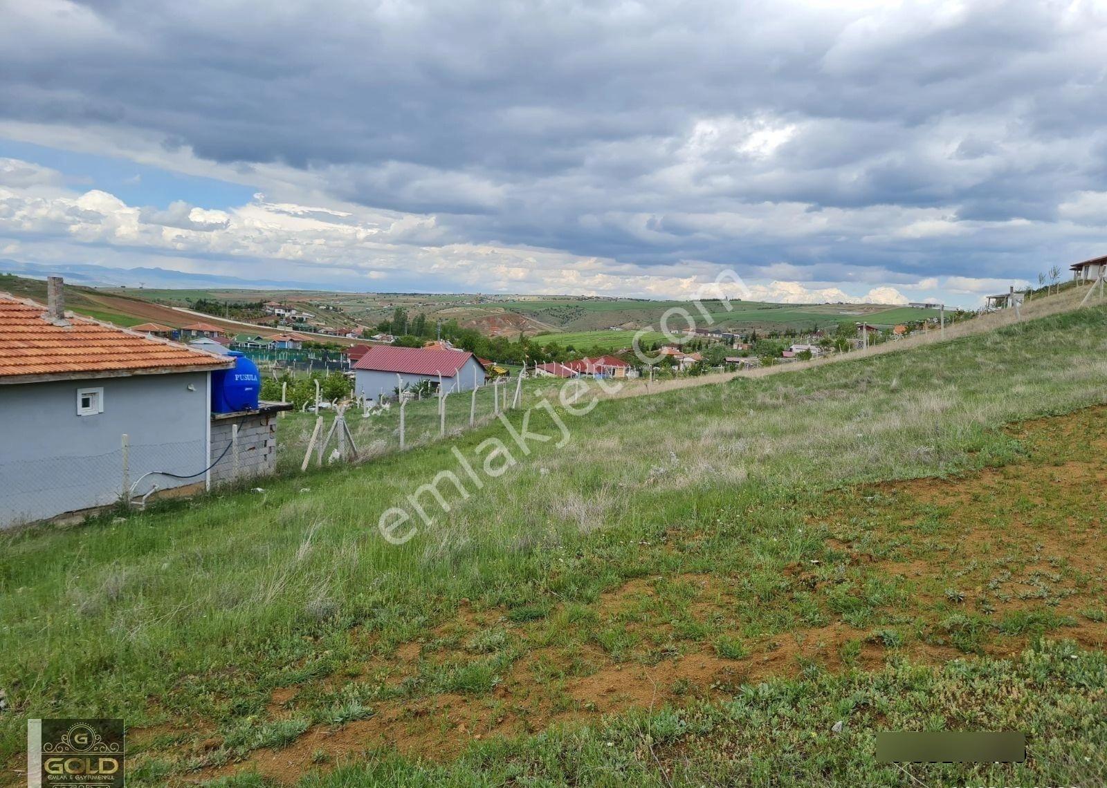 Kavaklıda Ana Asfalta Yürüme Mesafesinde 150 Metre Hisse Tapulu - Görsel 31
