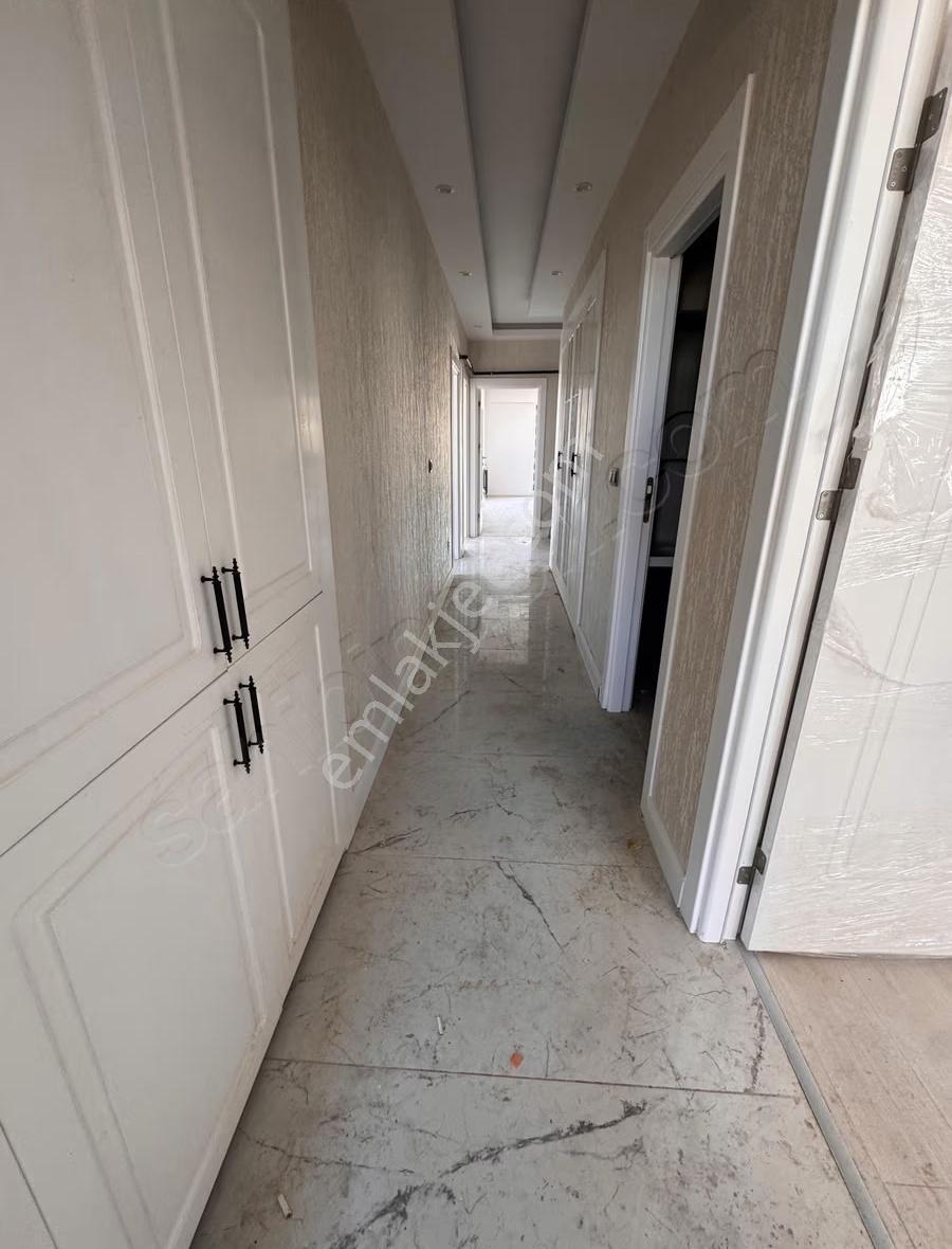 Pusuladan Şehir Hastanesi Yakını Sıfır 3+1 Daire 150m² - Görsel 15