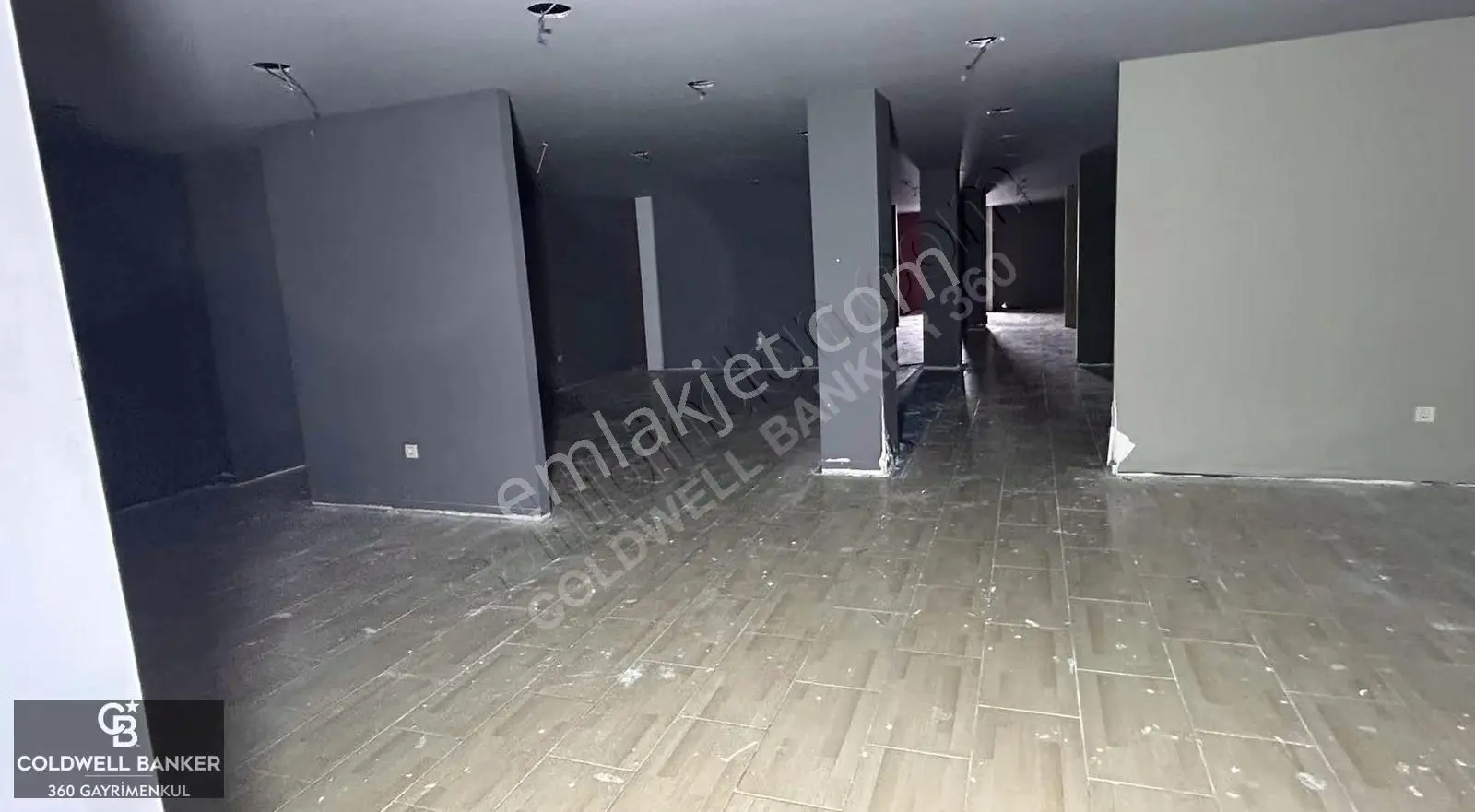 Yeşillik Caddesi 10m Cepheli Komple Kiralık Bina - Görsel 4