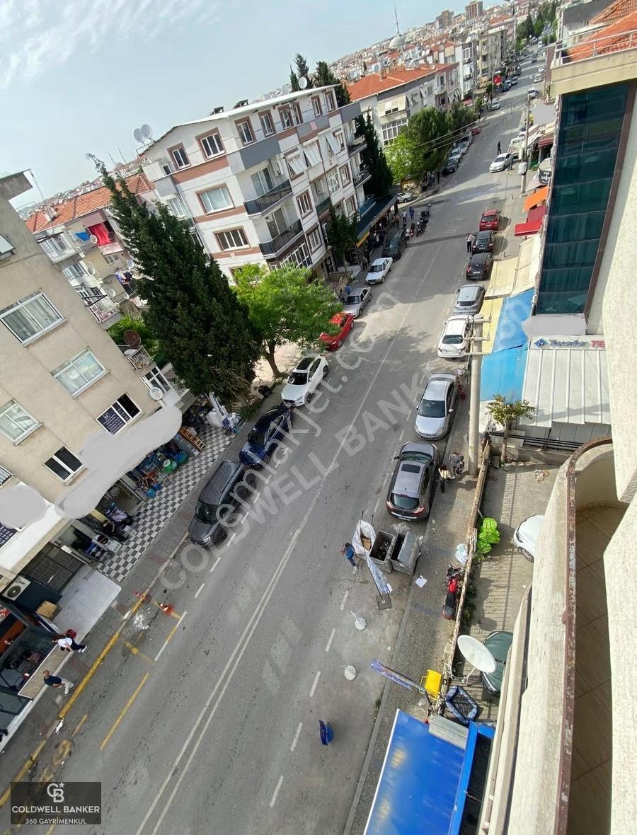 Buca Barış Mah. Menderes Cad. Satılık D.gazlı 3+1 Daire - Görsel 13