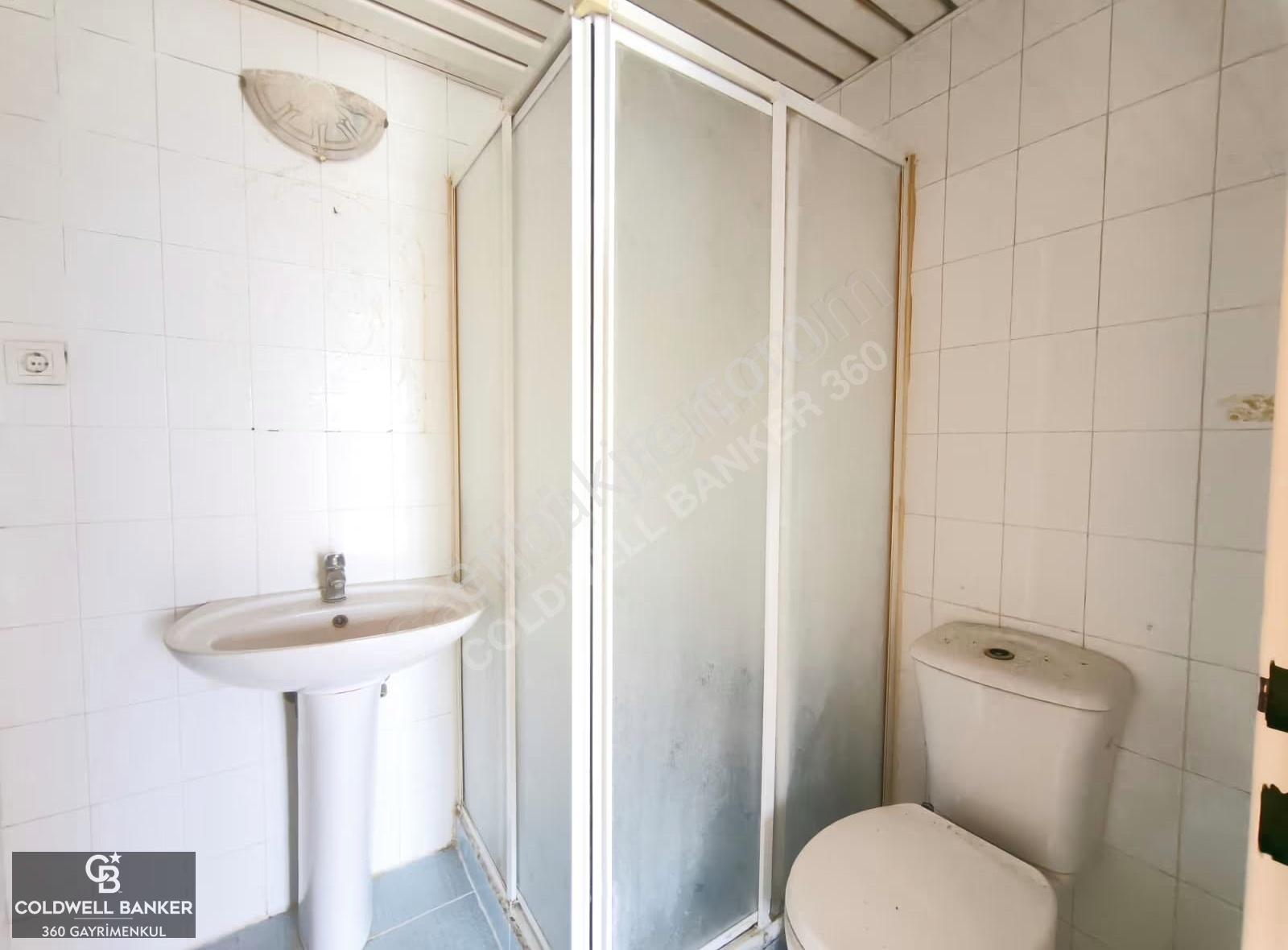 Bornova Evka-4 'te Kiralık Kapalı Mutfaklı 2+1 Daire - Görsel 13