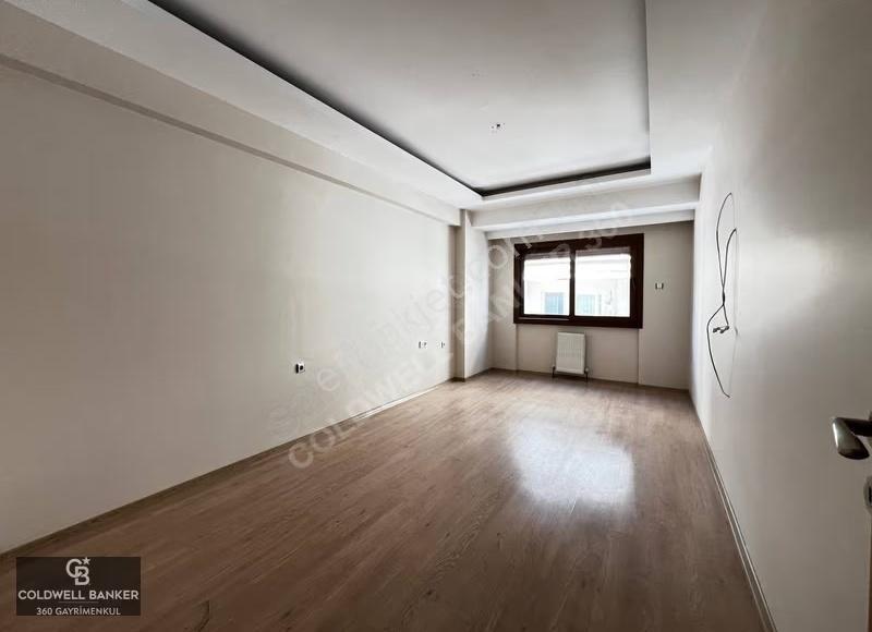 Gaziemir'de Özel Tasarım, Geniş 3+1 Daire, Çift Cephe, Otoparklı - Görsel 18