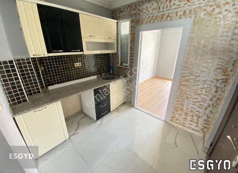 Esgyo'dan Anadolu Ünv. İçem Kapısı Yakını 2+0 Kiralık Daire - Görsel 5