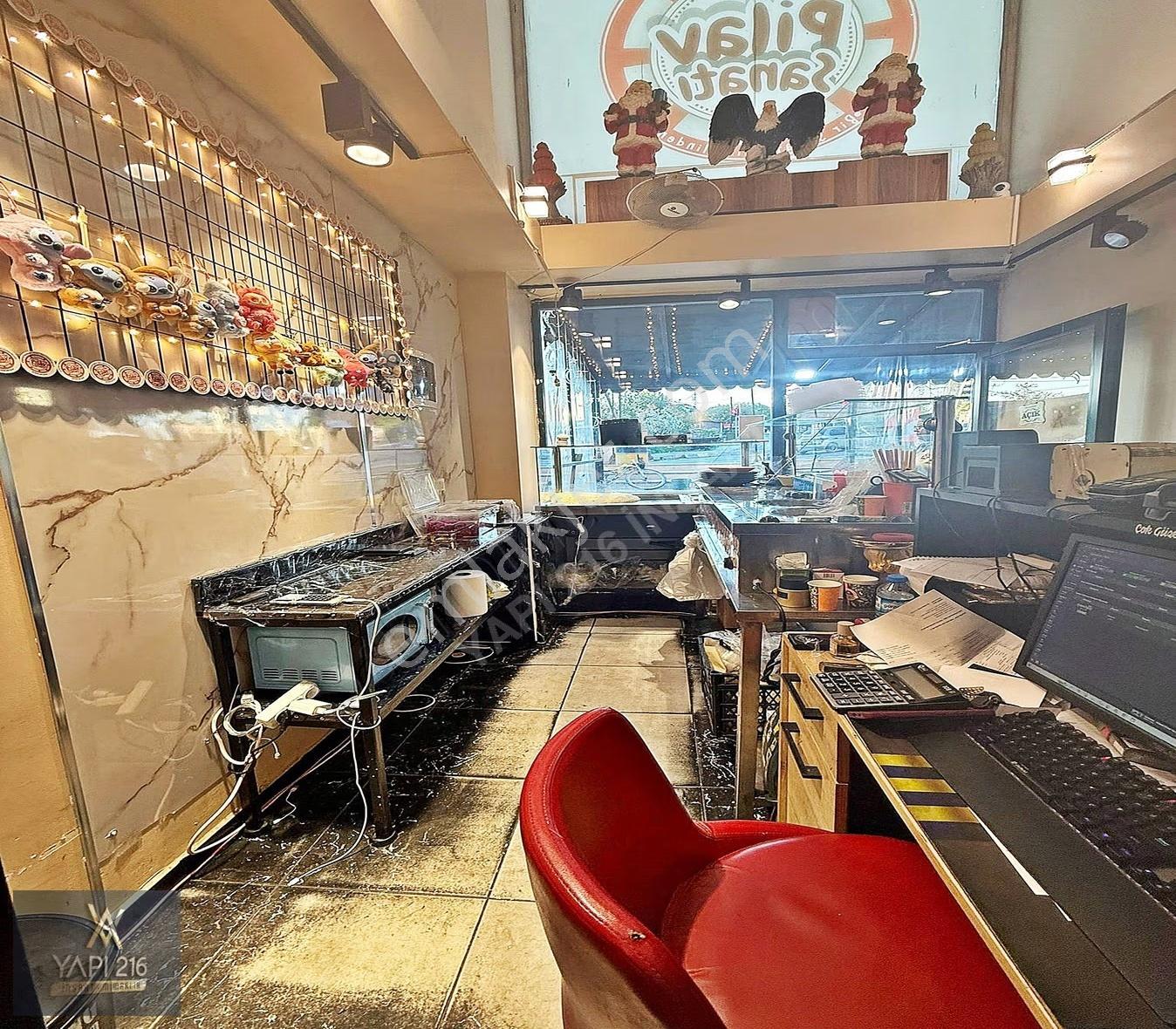 Çekmeköy'de Devren Kiralık Dükkan: Yüksek Ciro, Ana Cadde Üzeri - Görsel 16
