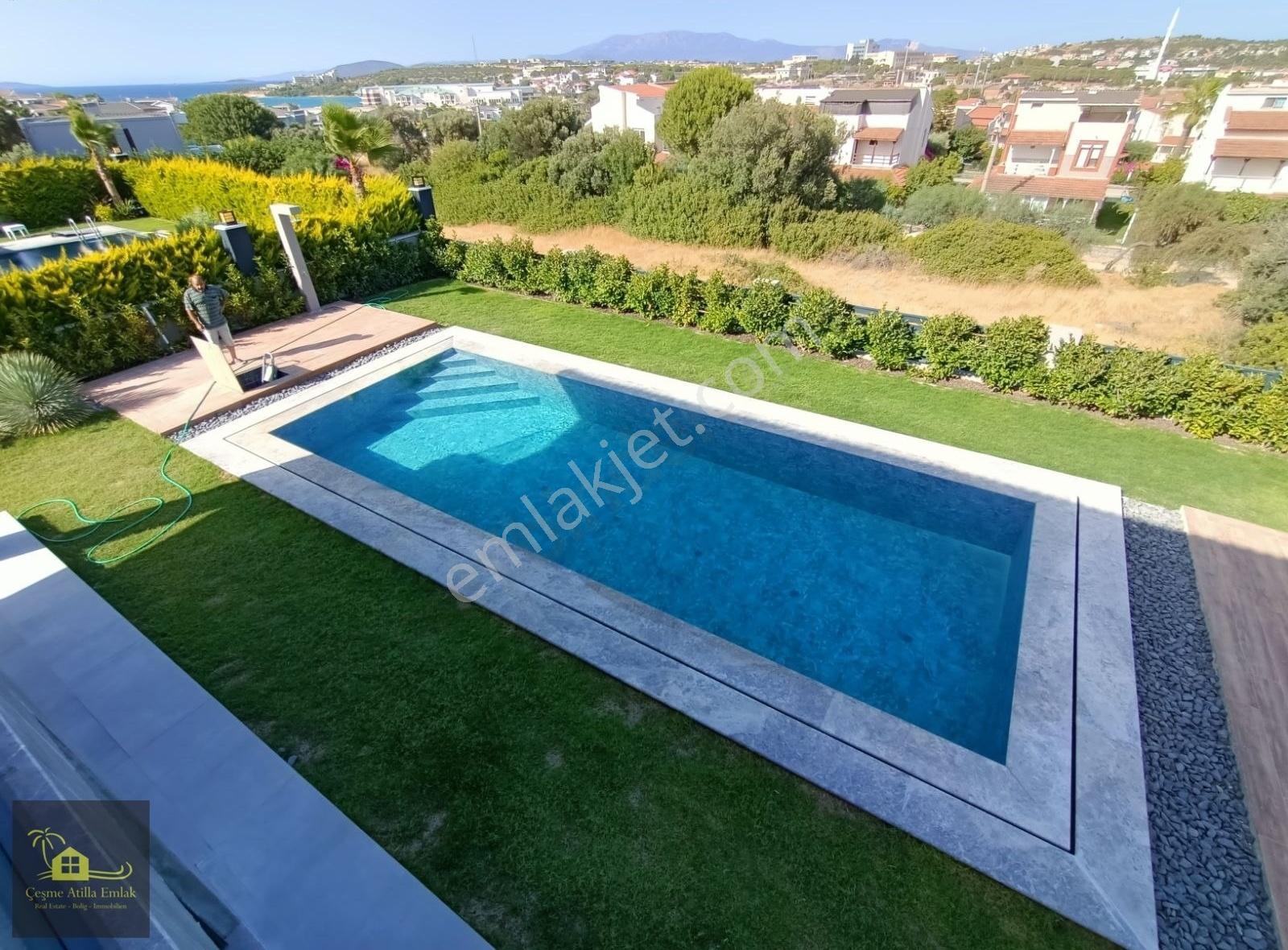 Çeşme'de Kiralık Ultra Lüx Tam Müstakil 600m2 Arsa İçerisinde - Görsel 30