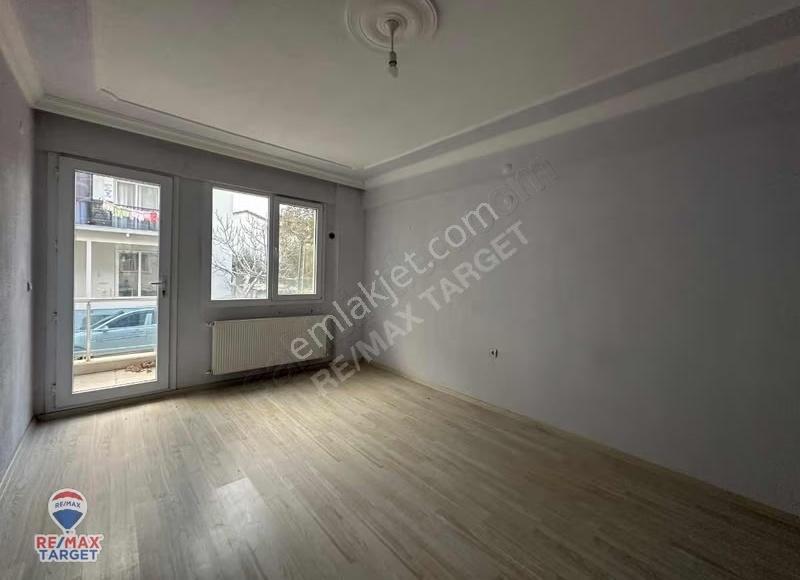 Menemen Zeytinlikde 3+1 Kiralık Daire Bahçe Kullanımlı - Görsel 21