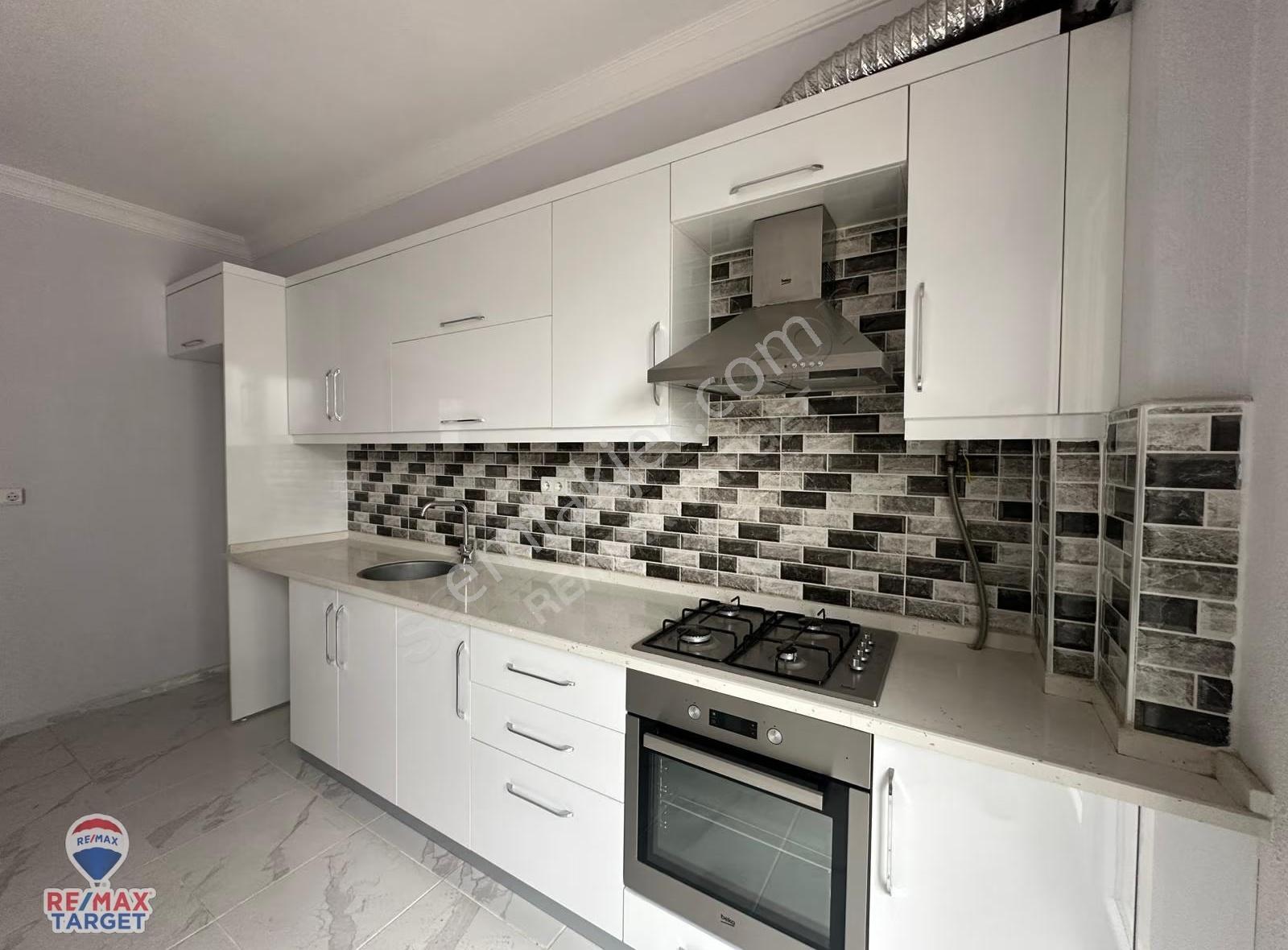 Menemen Zeytinlikde 3+1 Kiralık Daire Bahçe Kullanımlı - Görsel 7