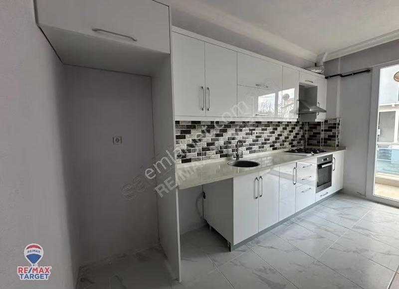 Menemen Zeytinlikde 3+1 Kiralık Daire Bahçe Kullanımlı - Görsel 23