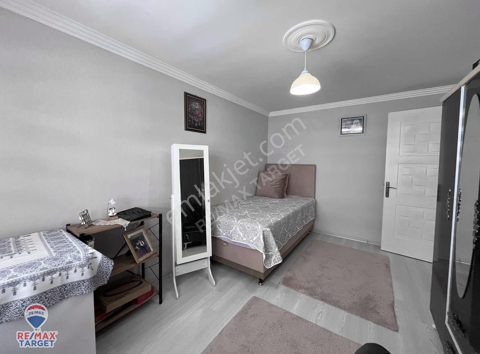 Küçük Çiğli'de Önü Açık Kapalı Mutfaklı Geniş 2+1 Satılık Daire - Görsel 25