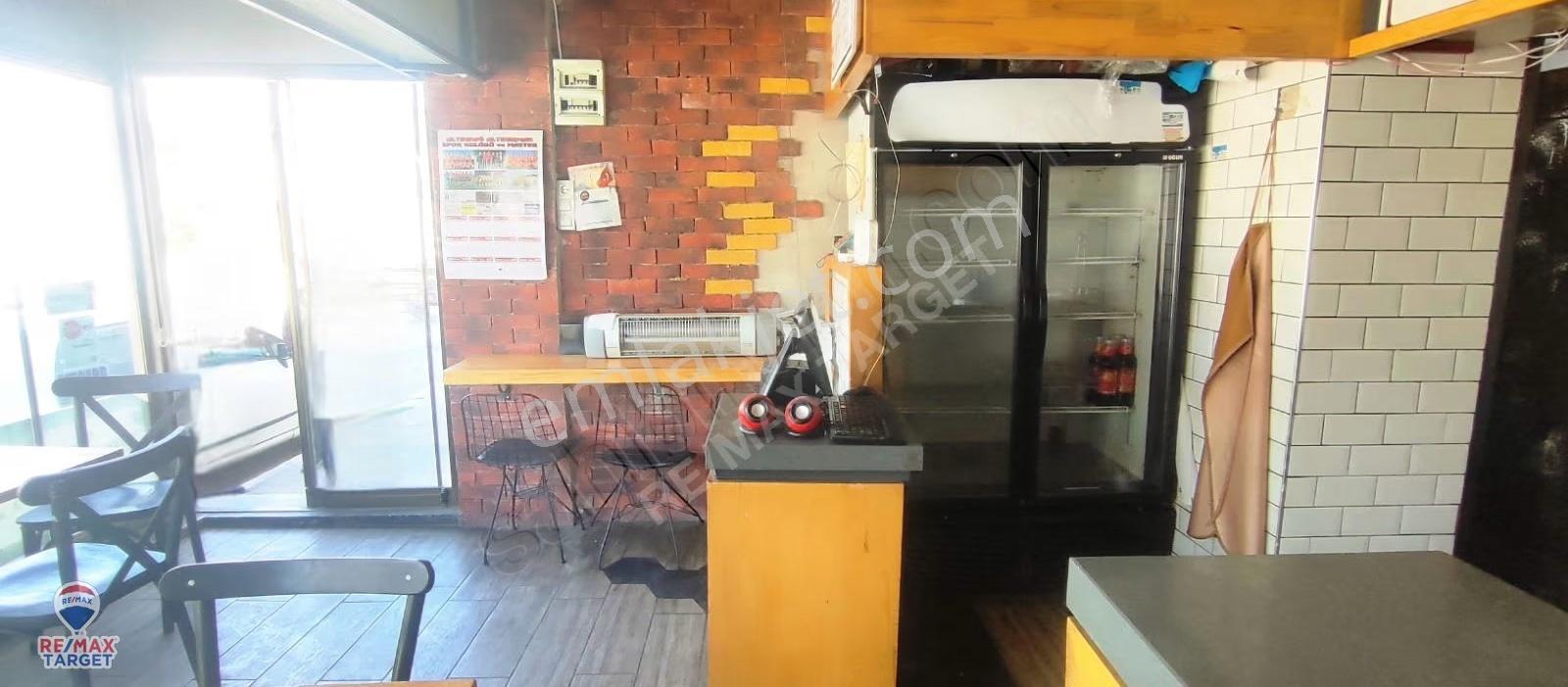 Bornova'da İşlek Cadde Üzeri Devren Kiralık Tantuni Salonu - Görsel 9