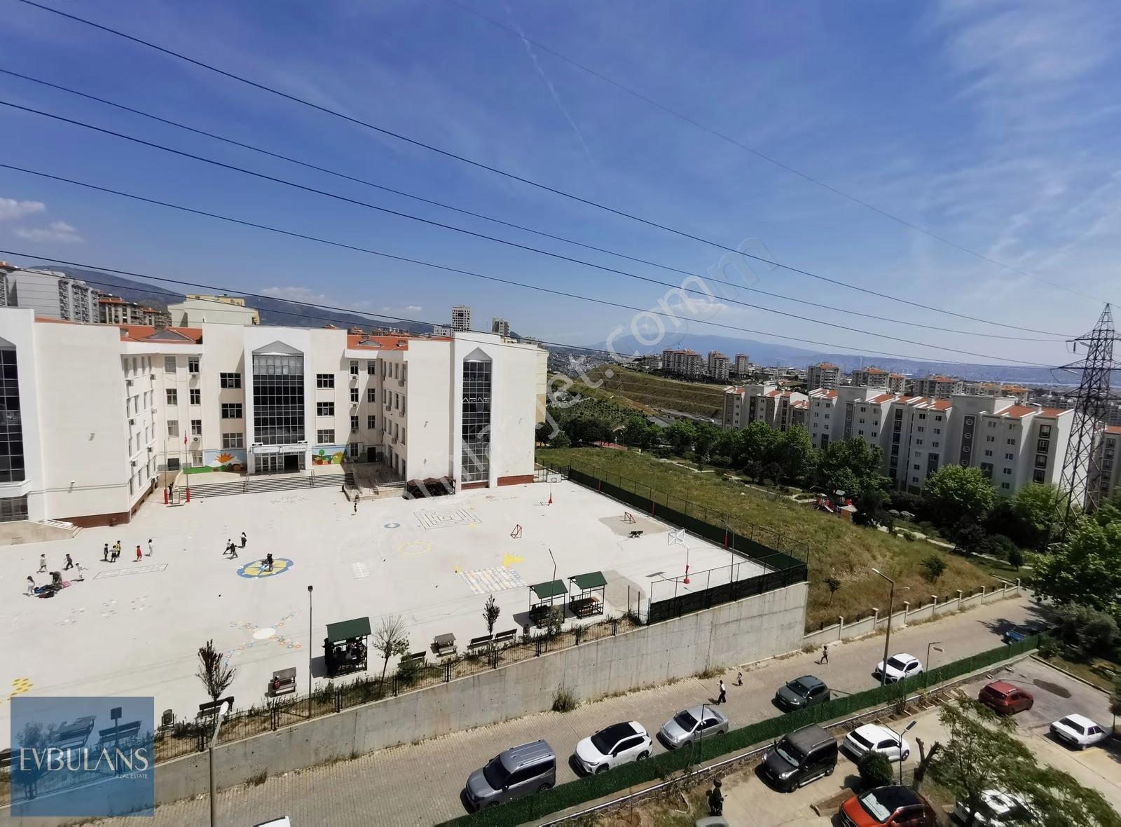 Karşıyaka Oyak Sitesi Park Ve Deniz Manzaralı Ara Kat 3+1 Daire - Görsel 24